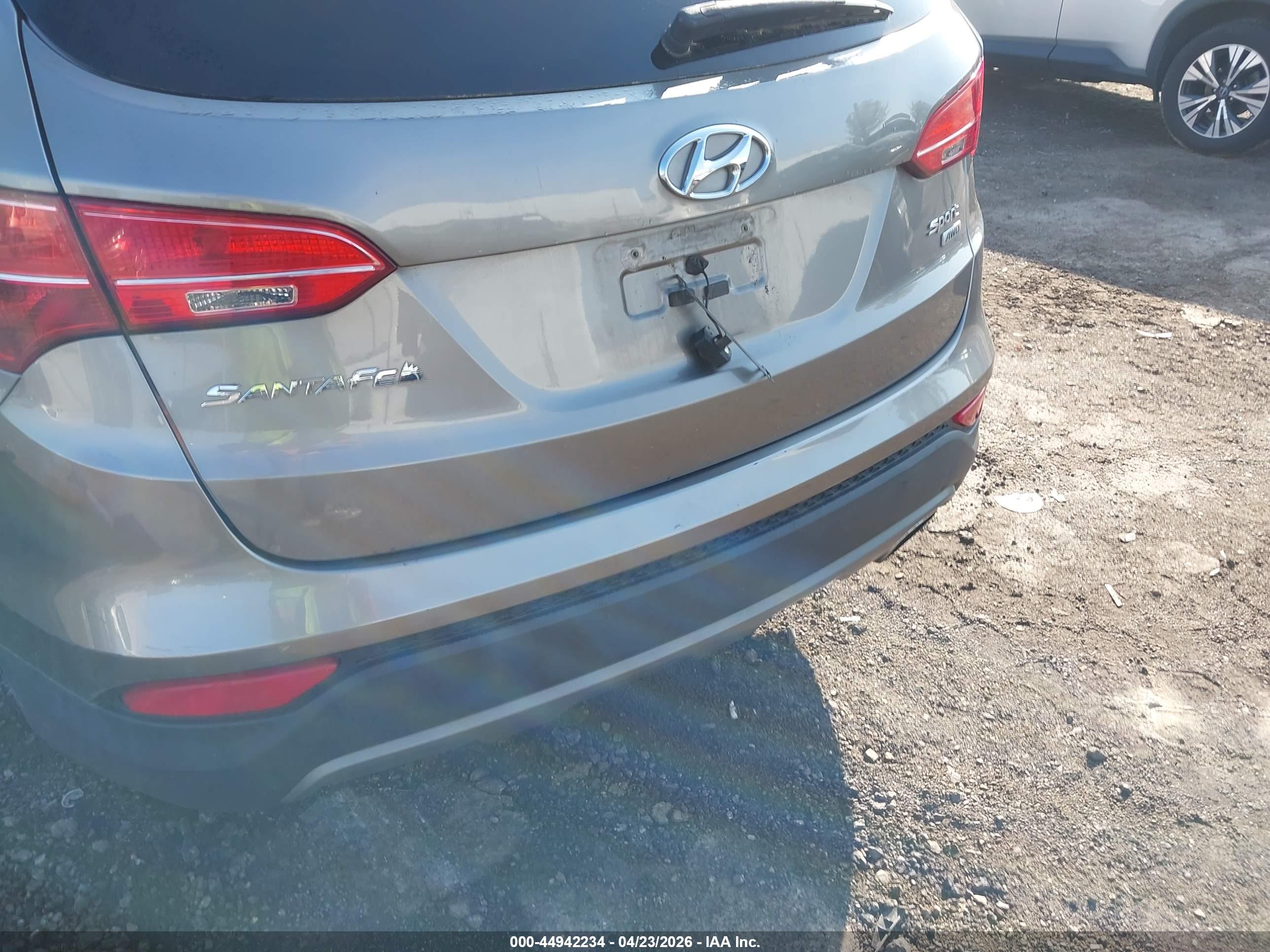 HYUNDAI SANTA image 6