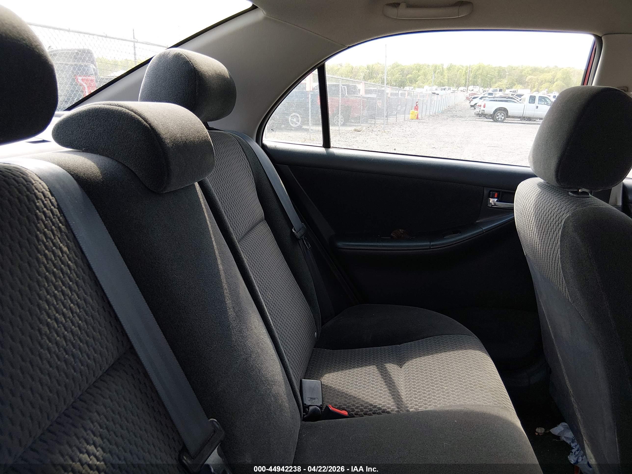 TOYOTA COROLLA image 8