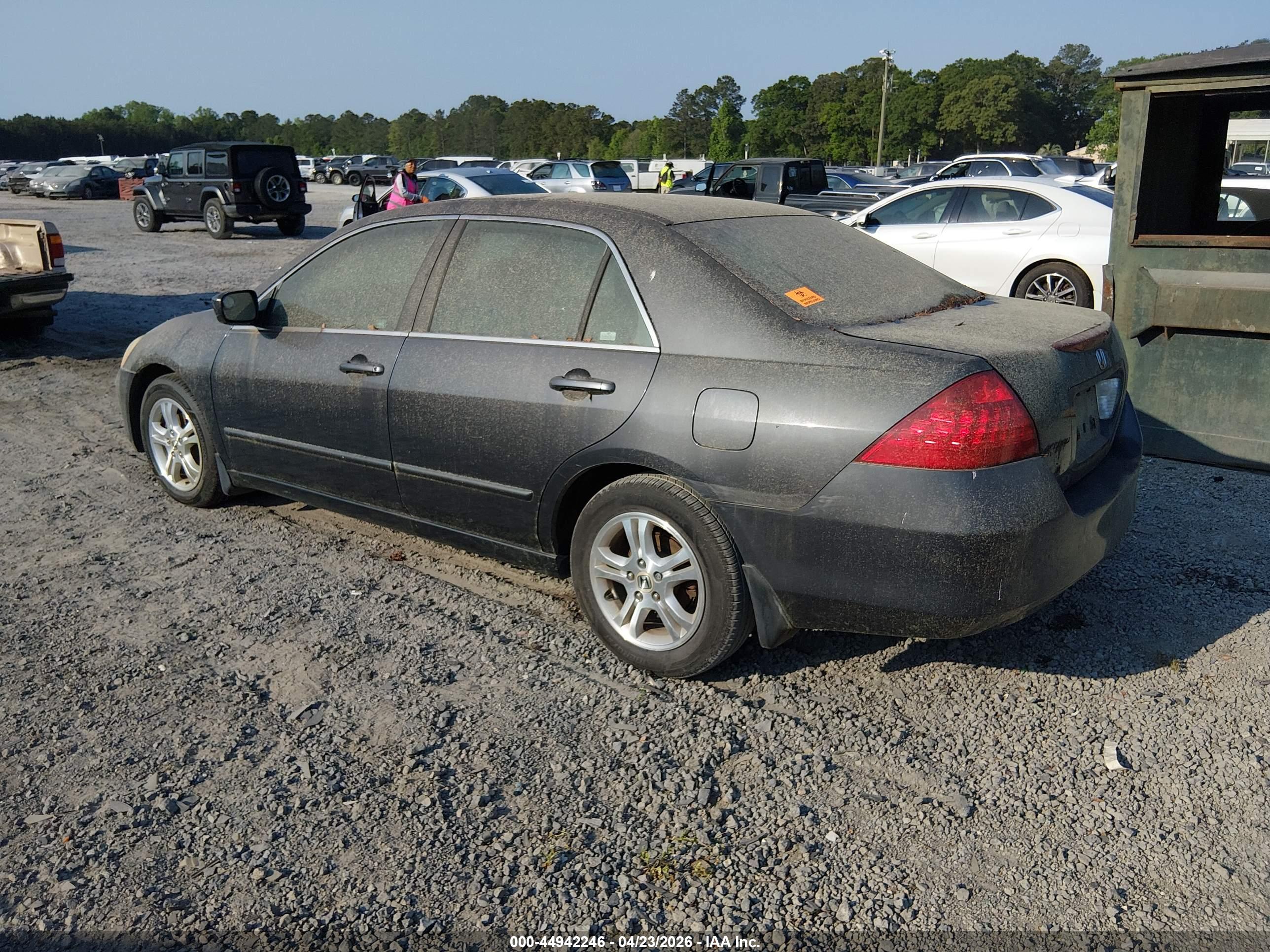 HONDA ACCORD image 3