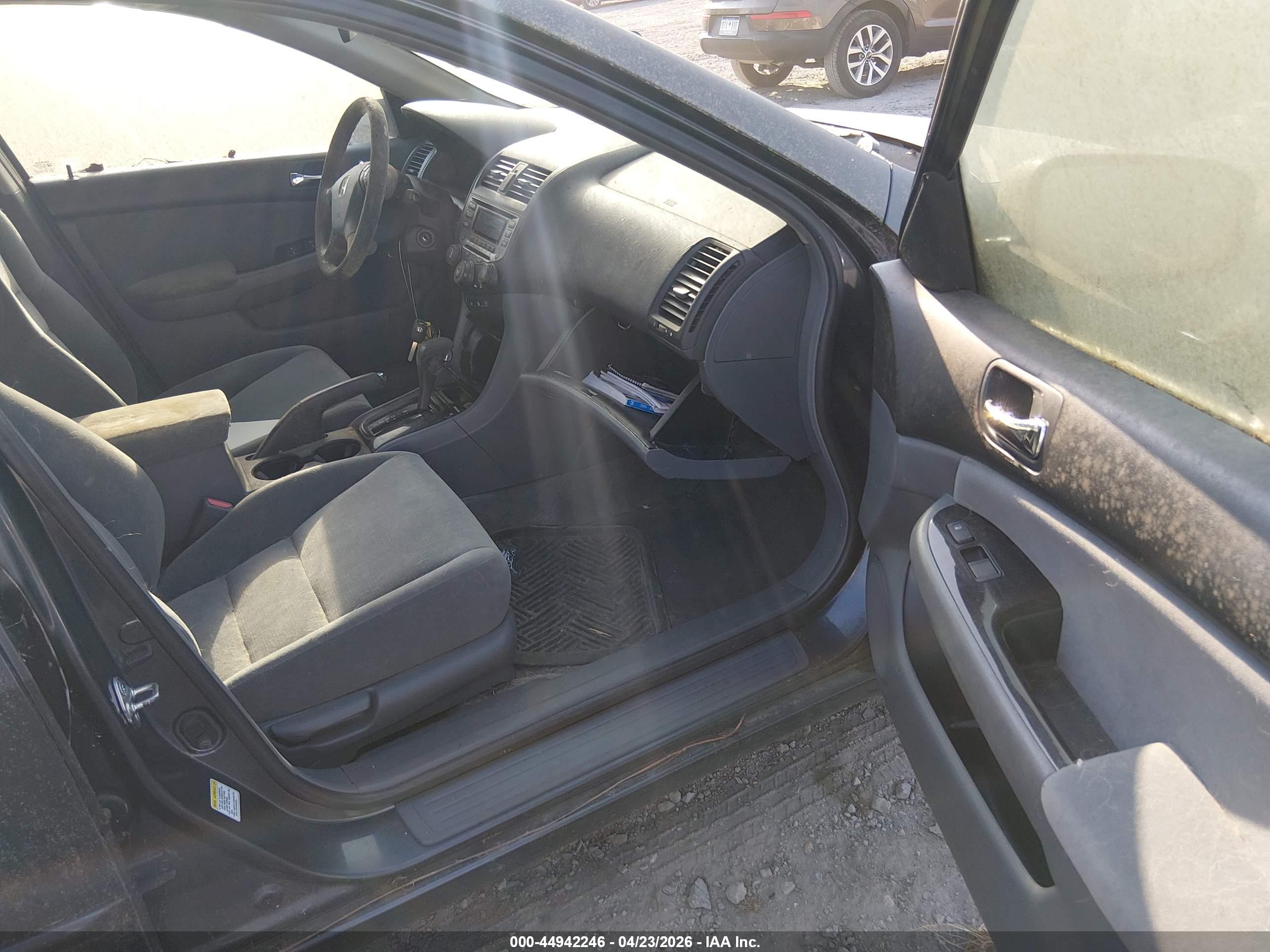 HONDA ACCORD image 5