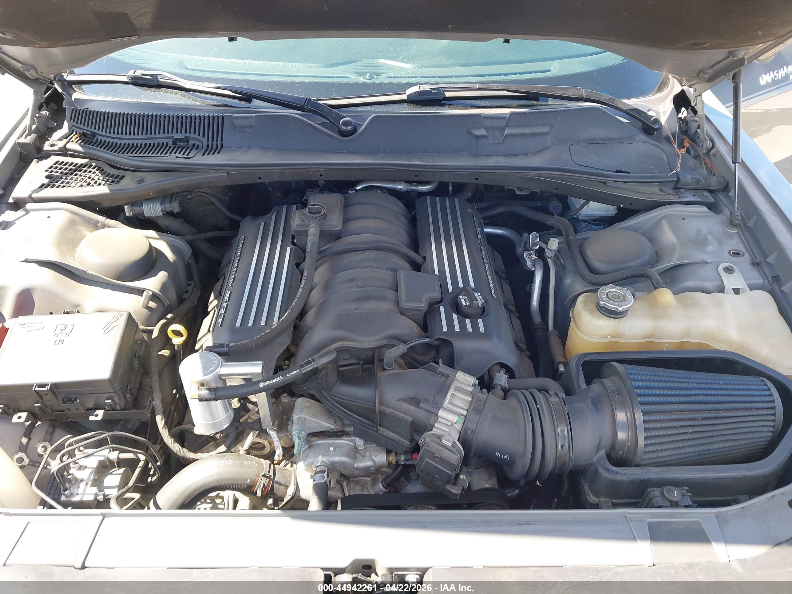 DODGE CHALLENGER image 10