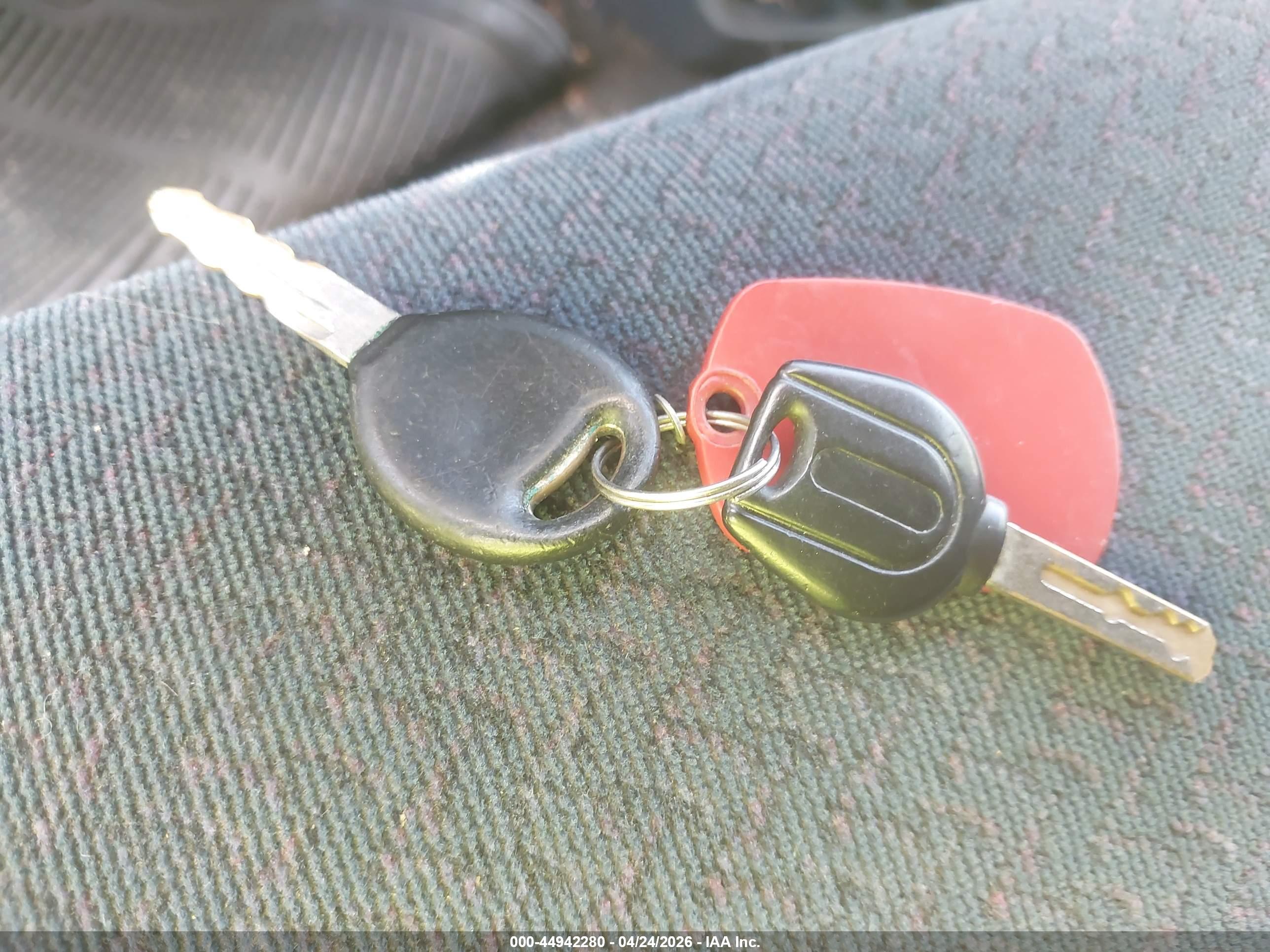 CHRYSLER TOWN image 11