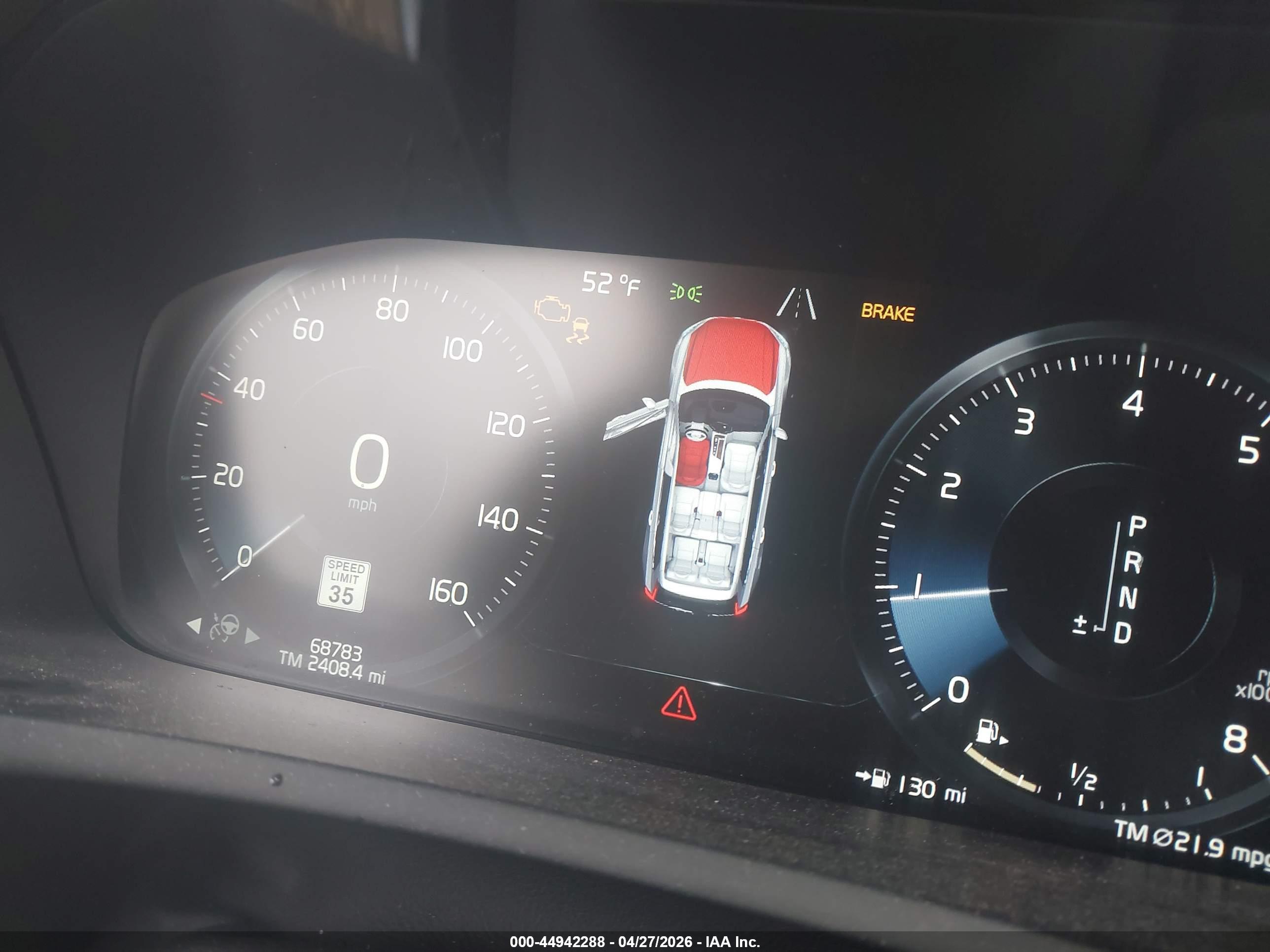 VOLVO XC90 image 7