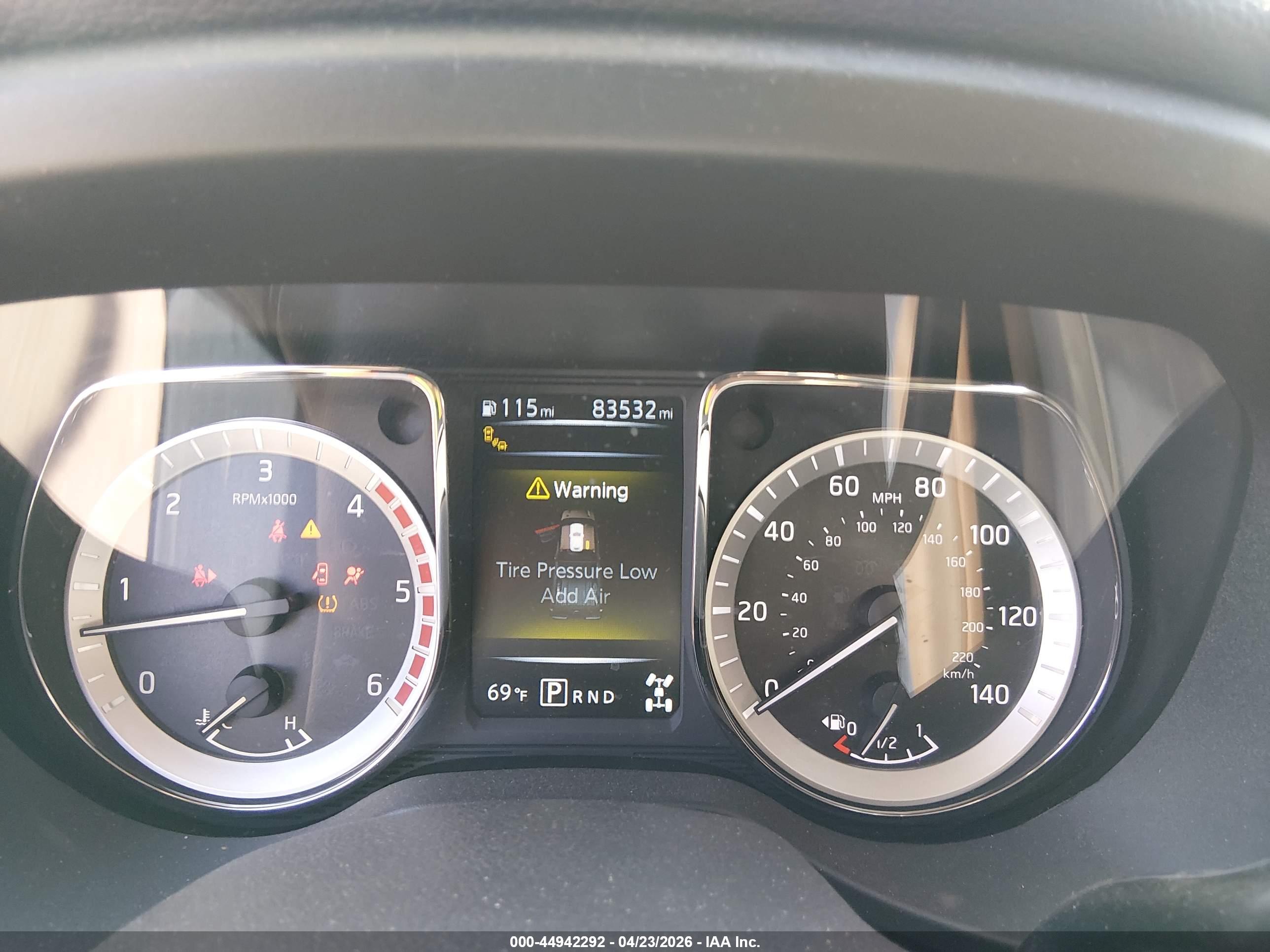 NISSAN TITAN image 7