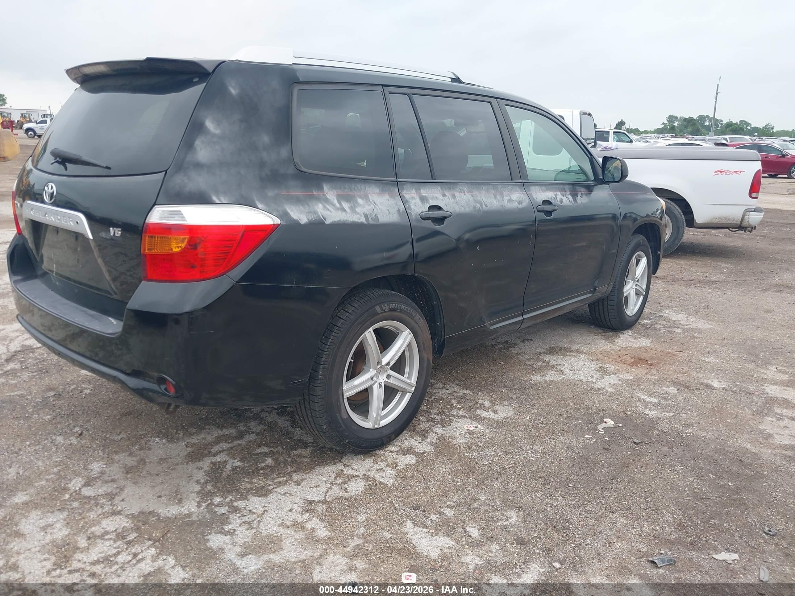 TOYOTA HIGHLANDER image 4