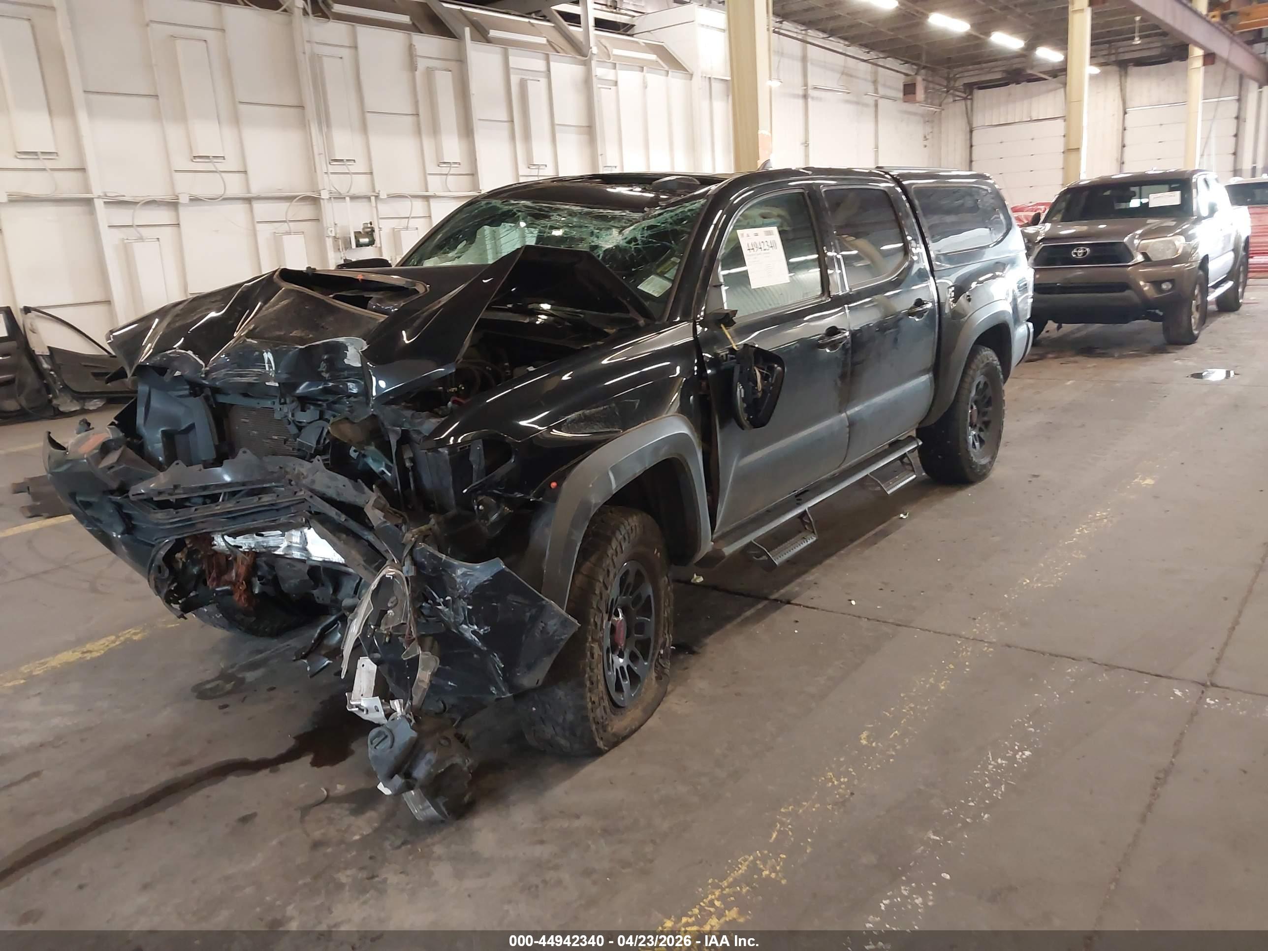 TOYOTA TACOMA image 2