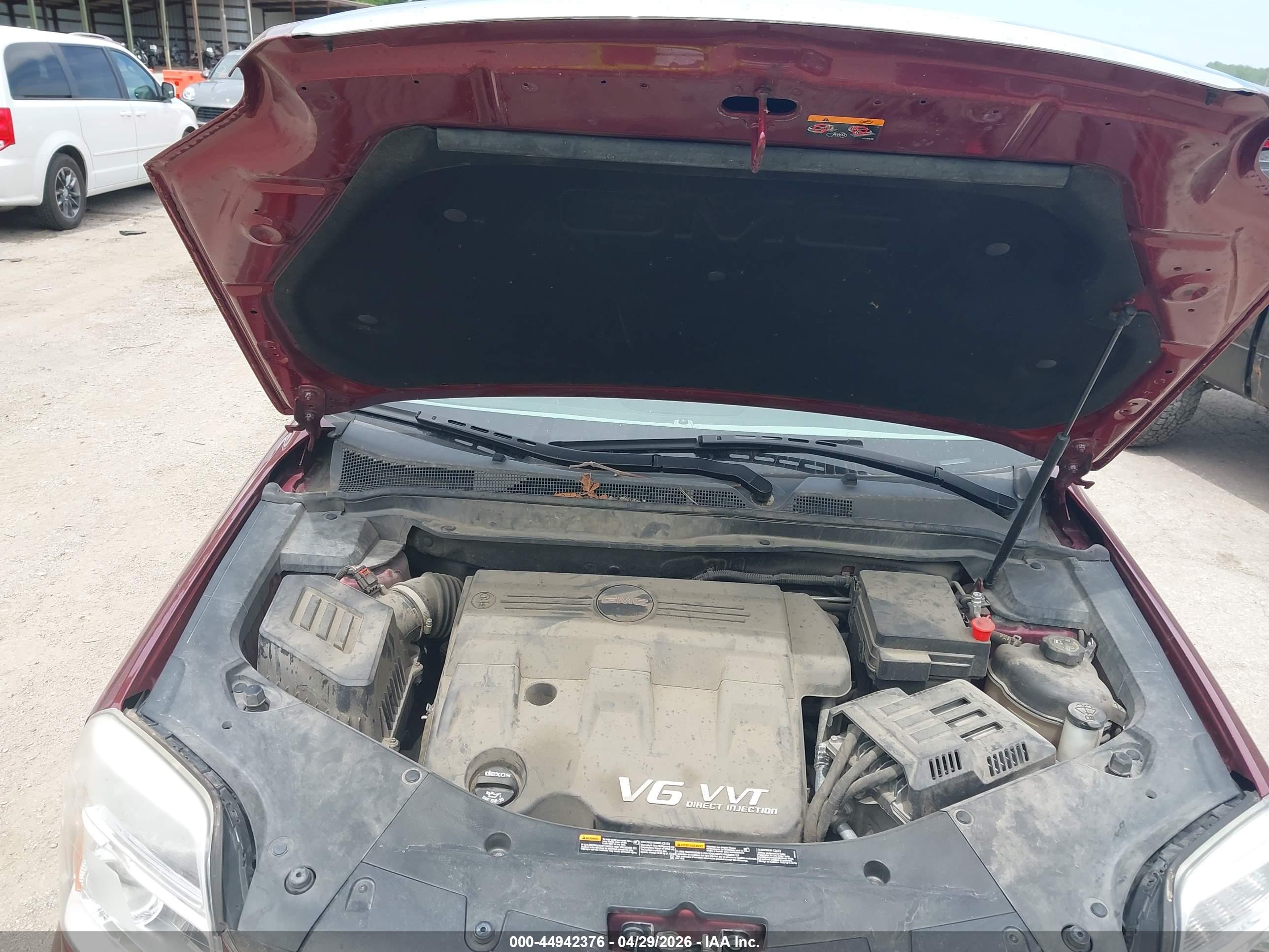 GMC TERRAIN image 10