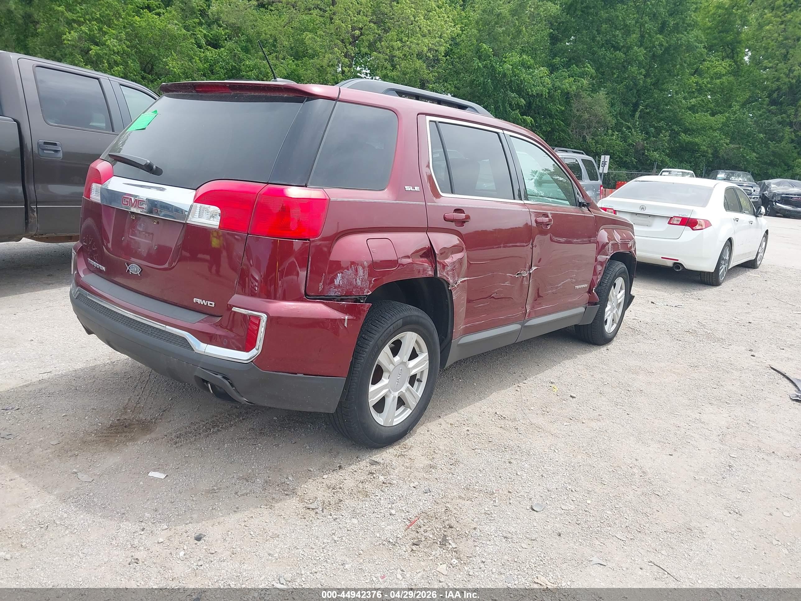 GMC TERRAIN image 4