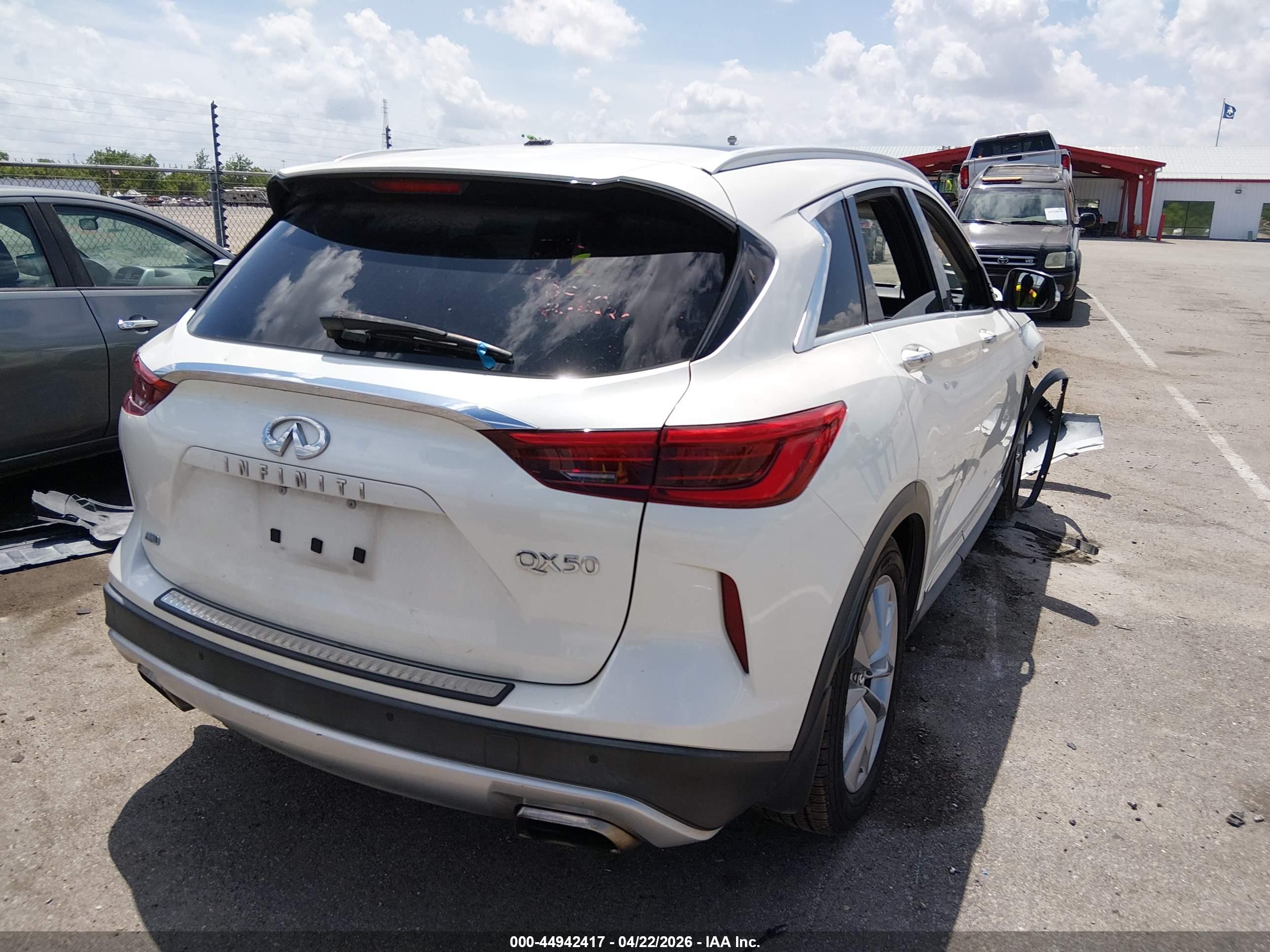 INFINITI QX50 image 4