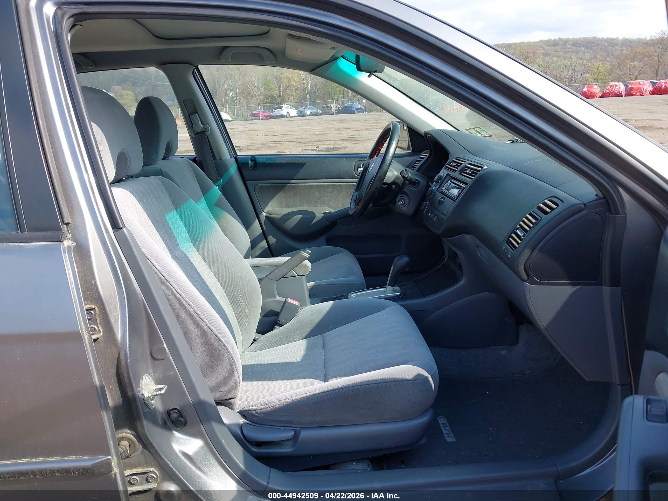 HONDA CIVIC image 5