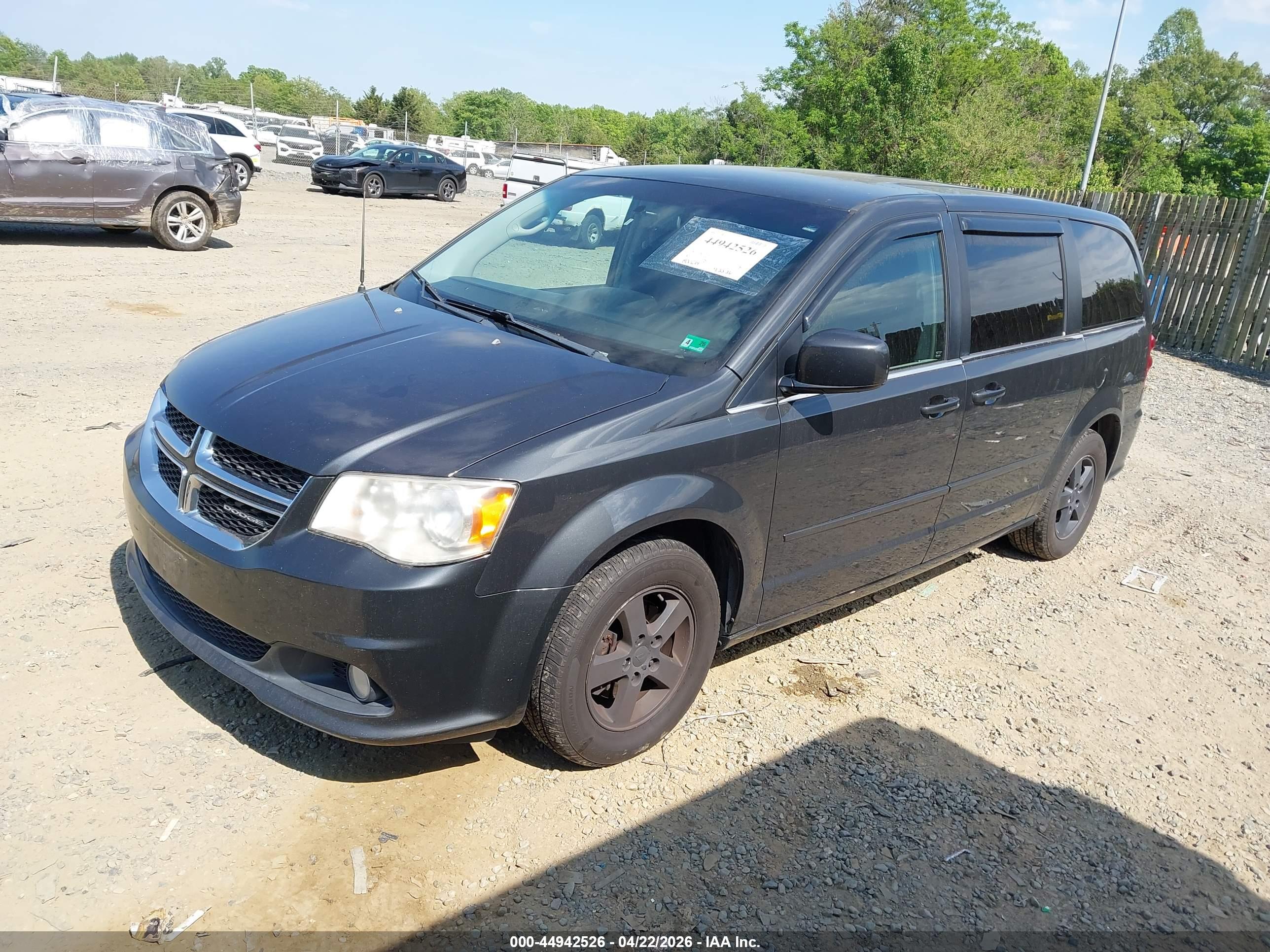 DODGE GRAND image 2