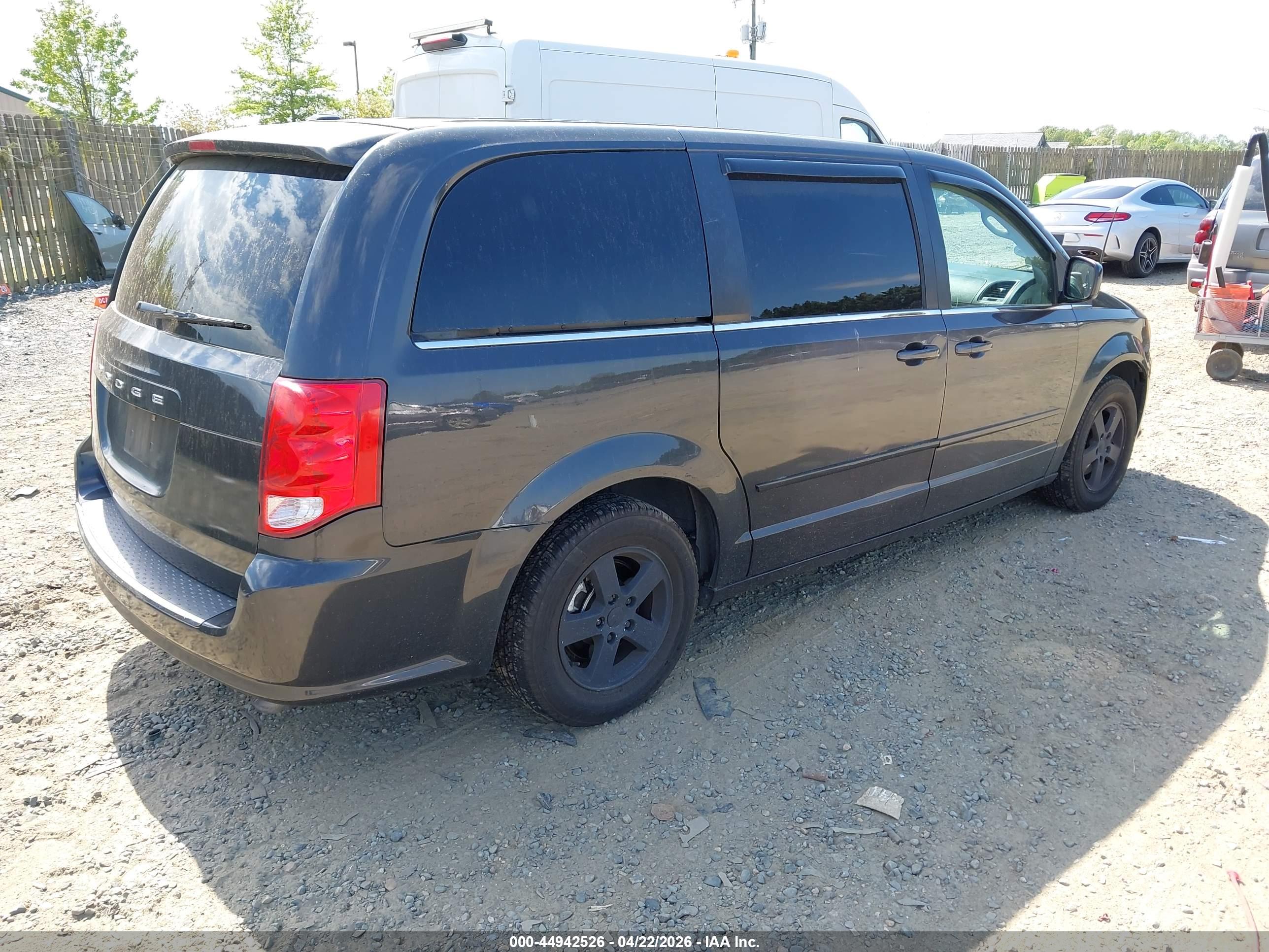 DODGE GRAND image 4