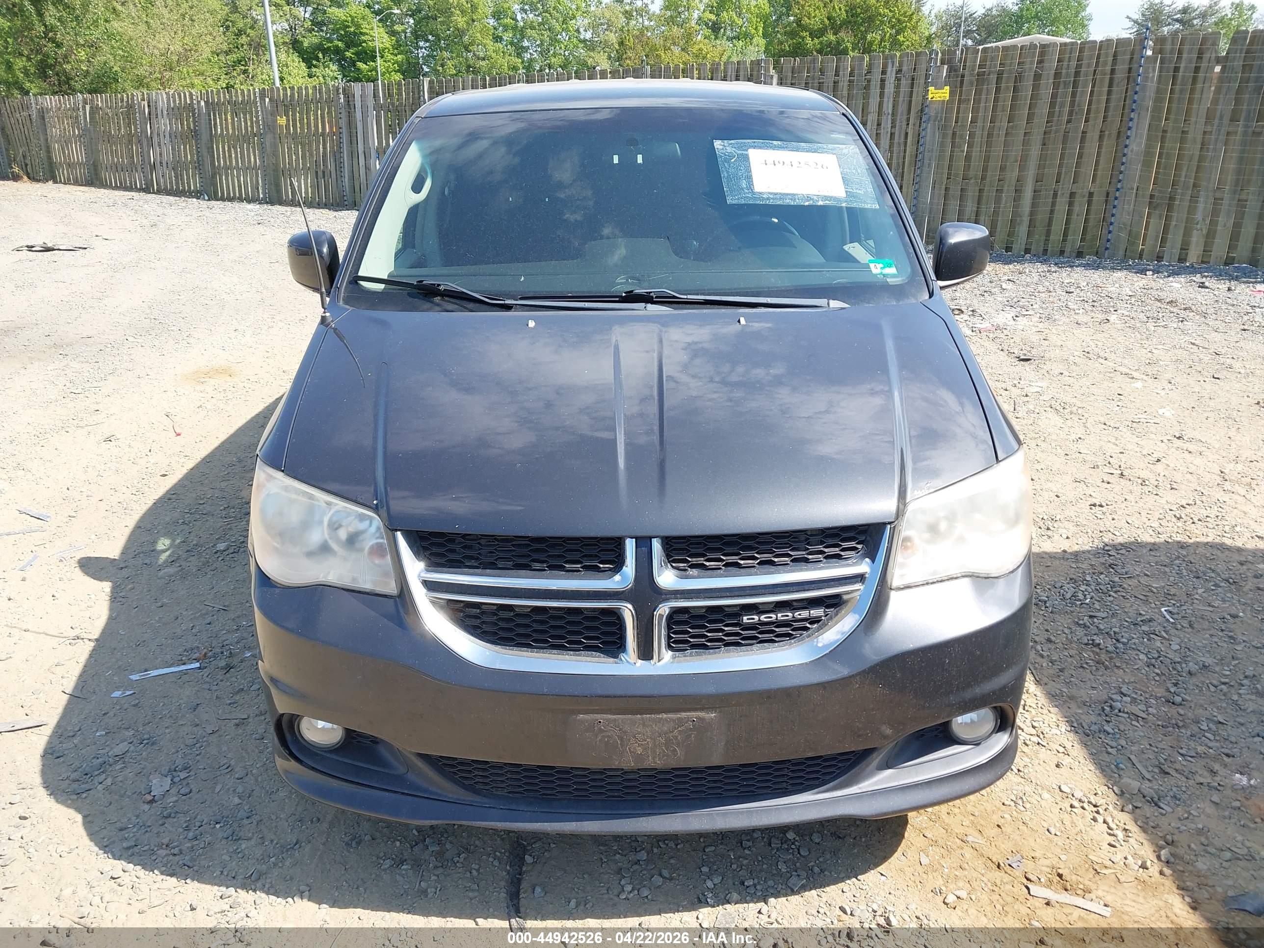 DODGE GRAND image 6