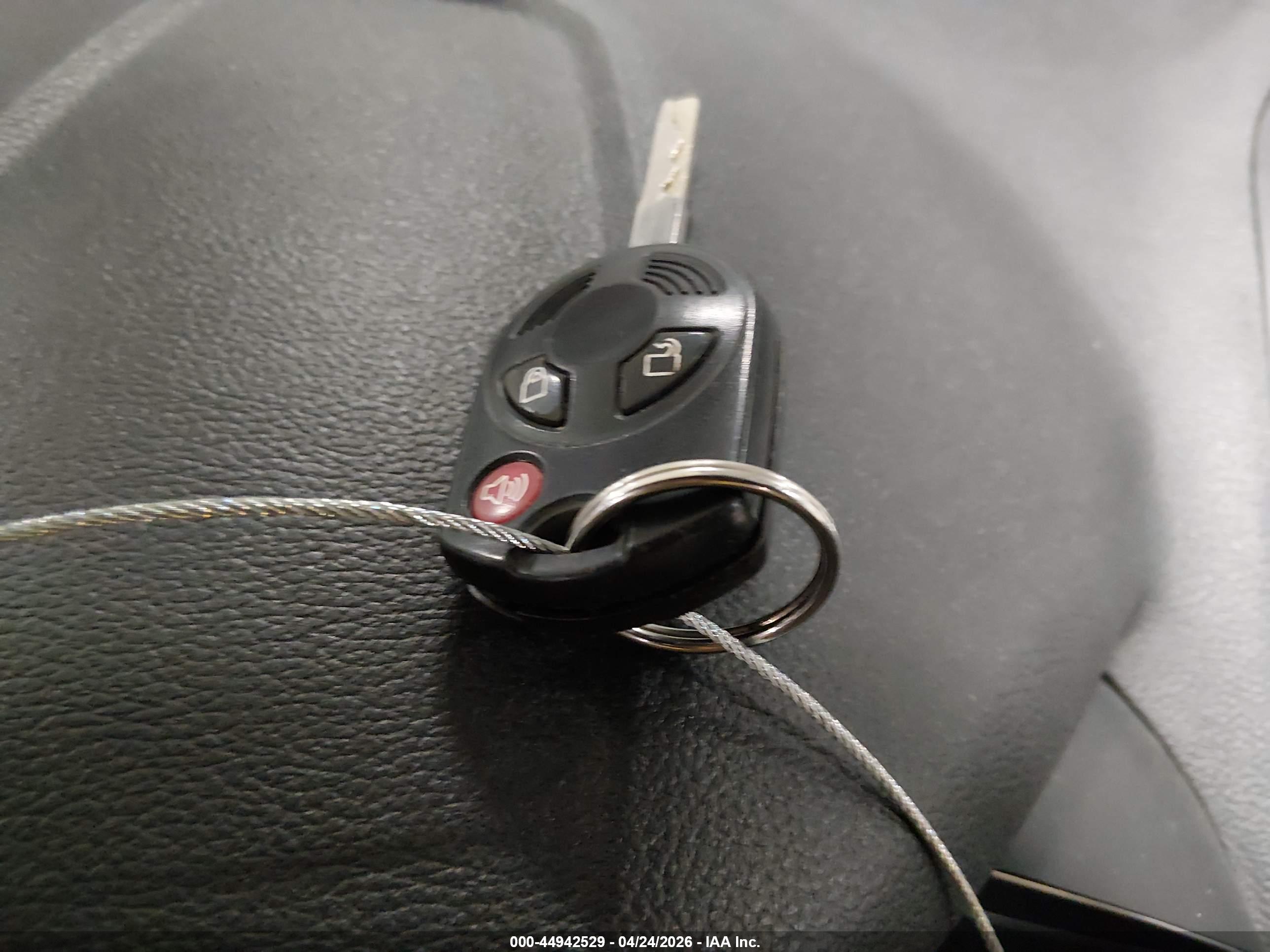 FORD ESCAPE image 11