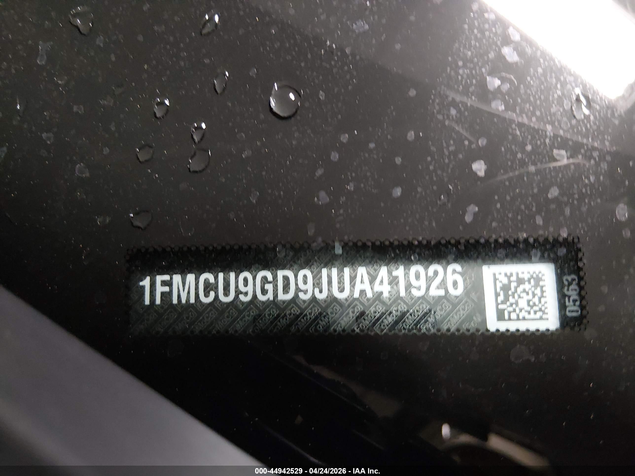 FORD ESCAPE image 9