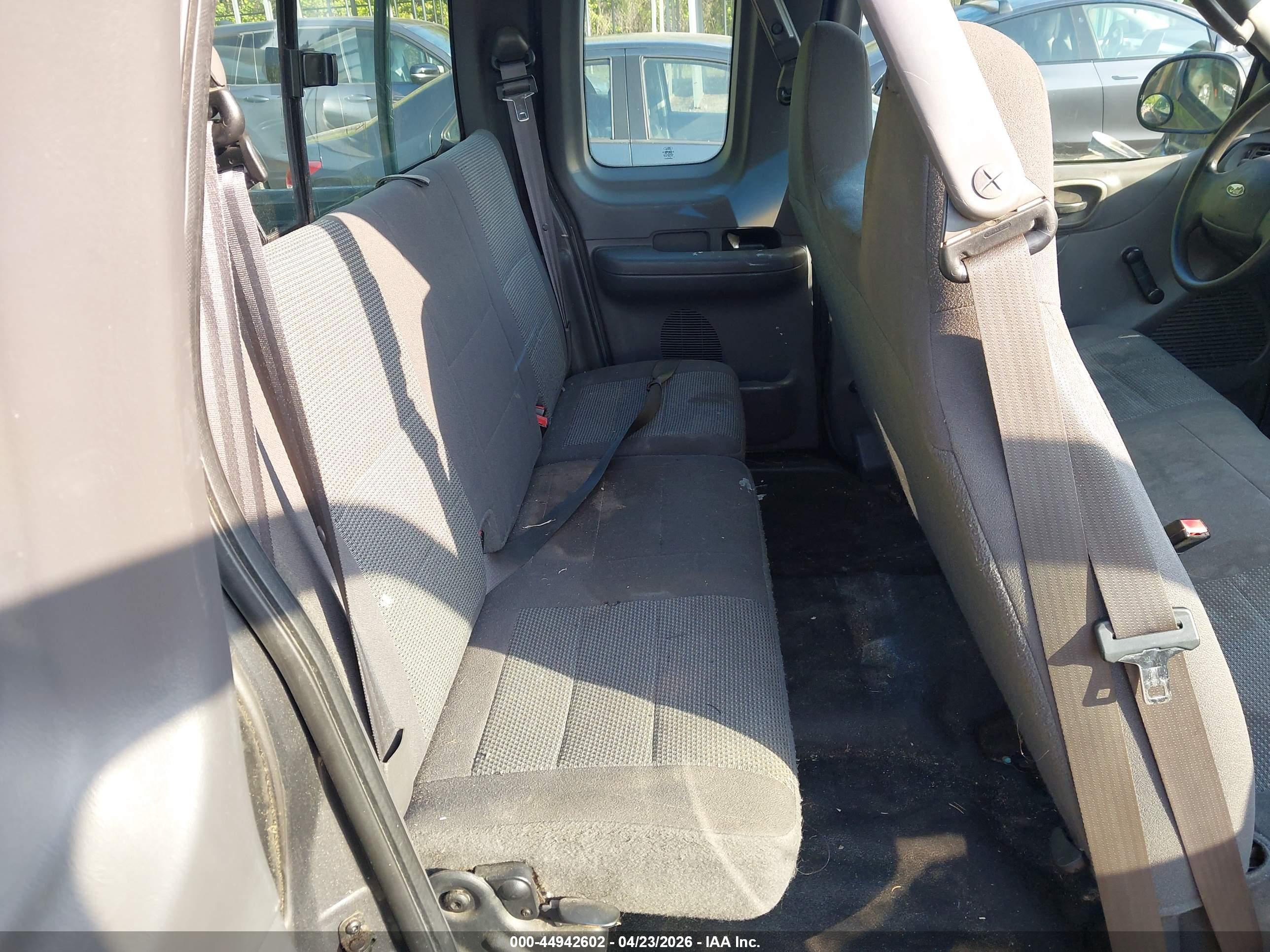 FORD F-150 image 8