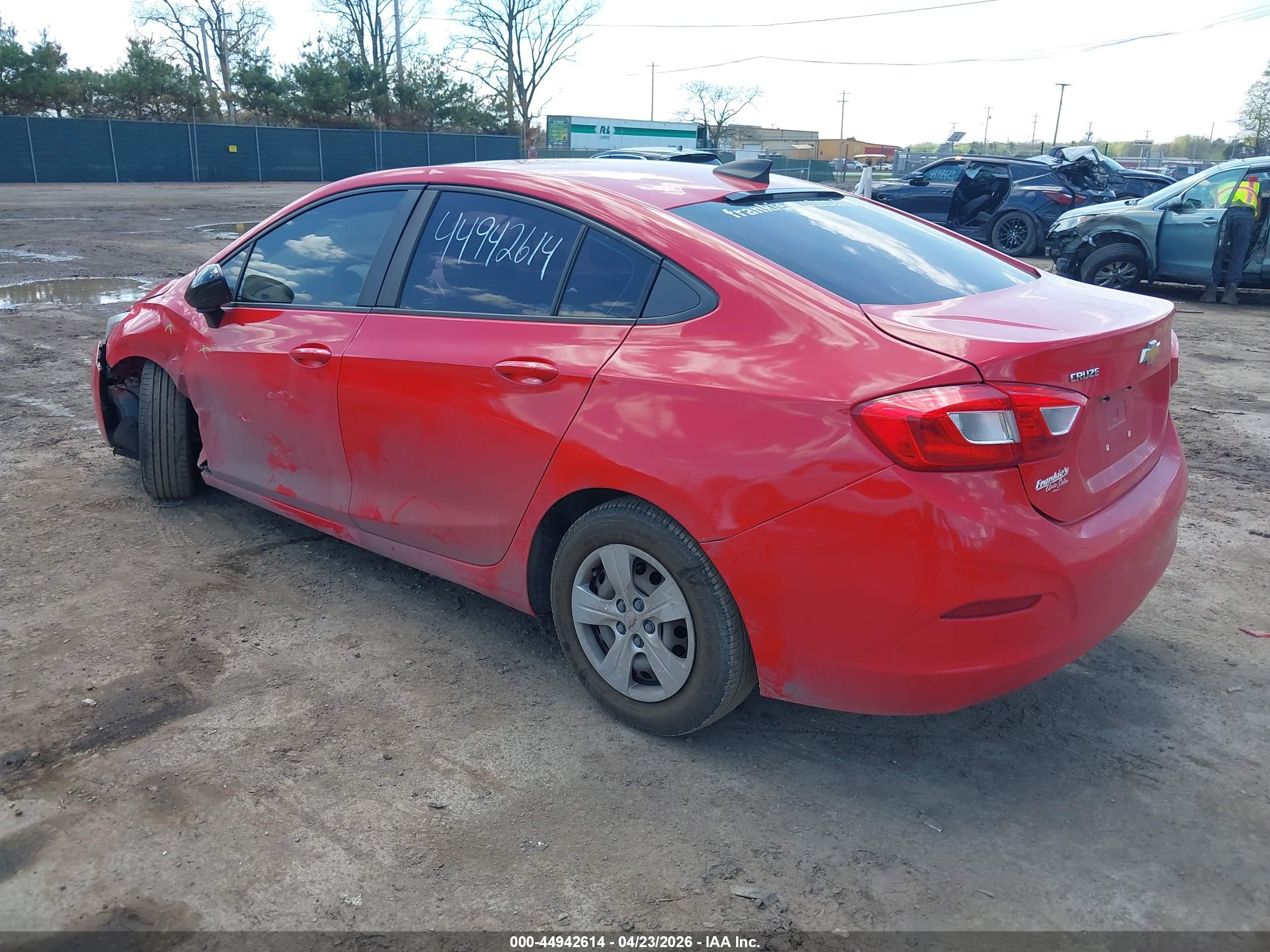 CHEVROLET CRUZE image 3