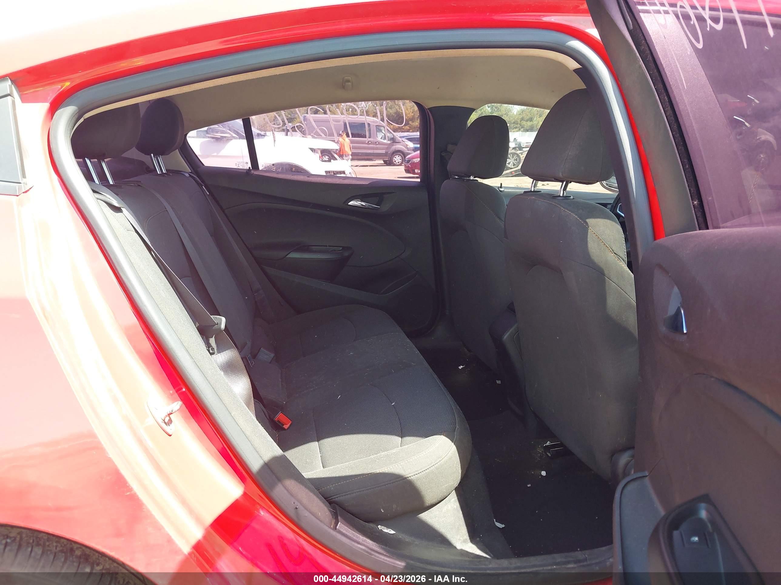 CHEVROLET CRUZE image 8