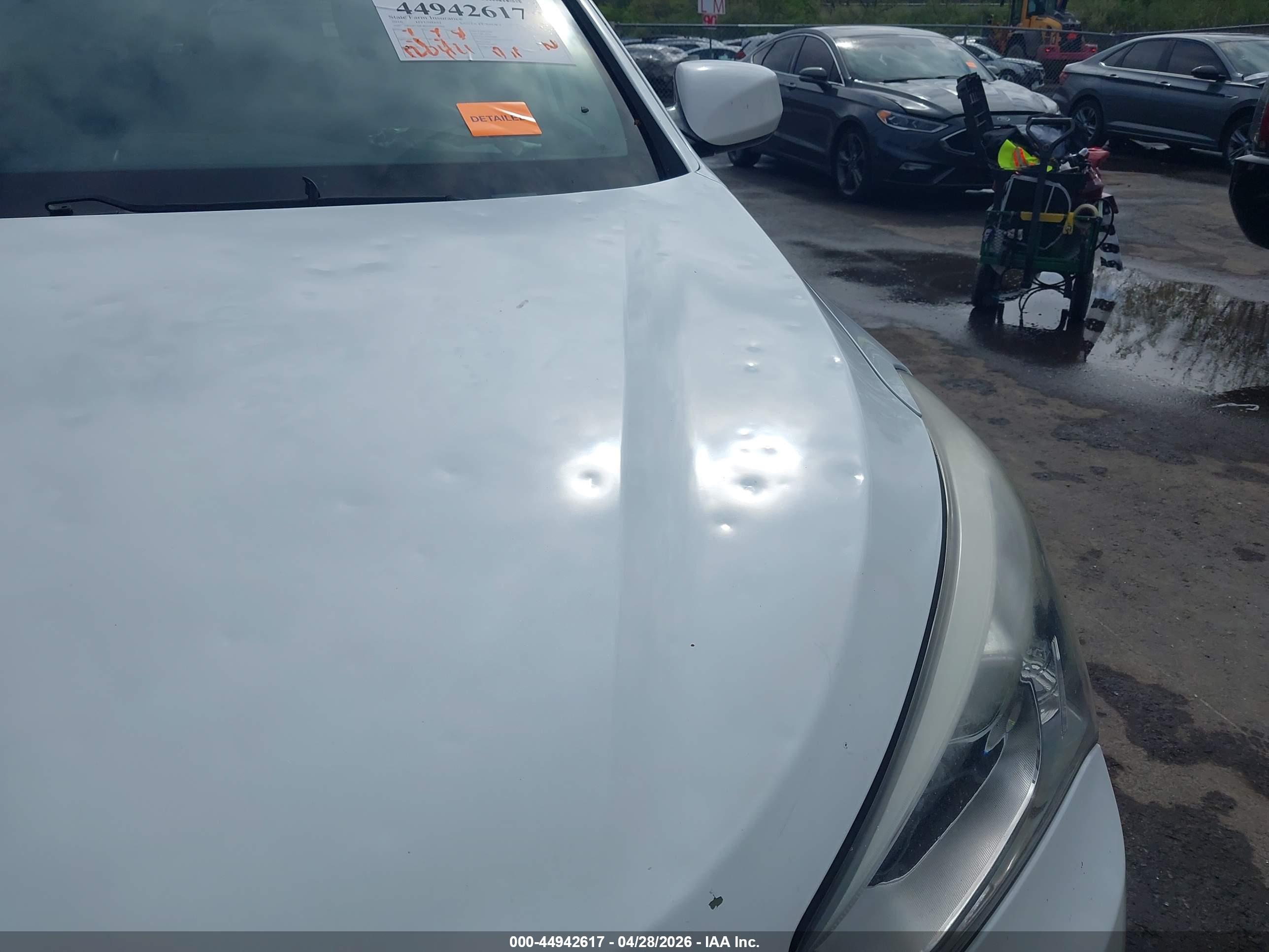 HYUNDAI SANTA image 6