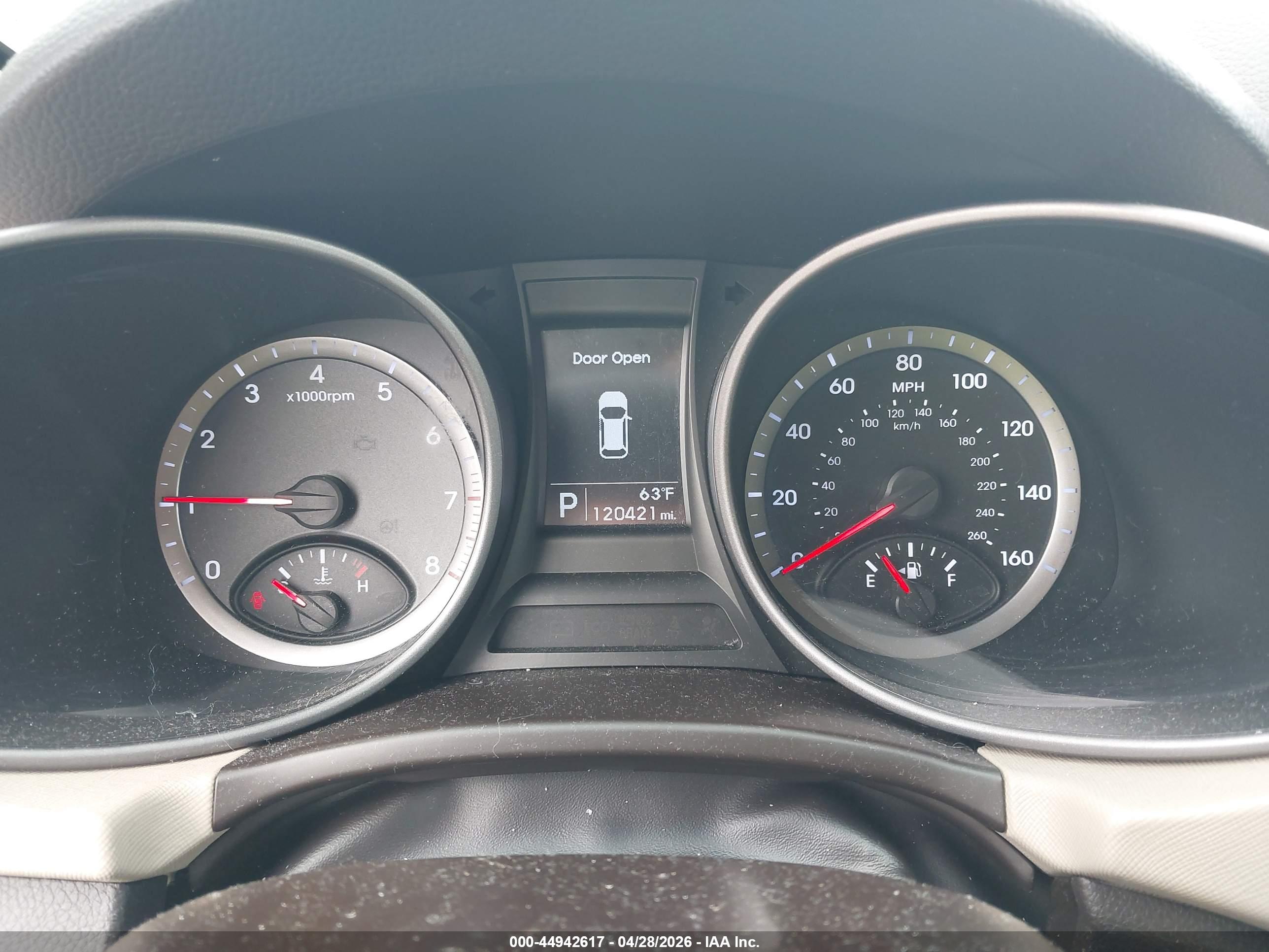 HYUNDAI SANTA image 7