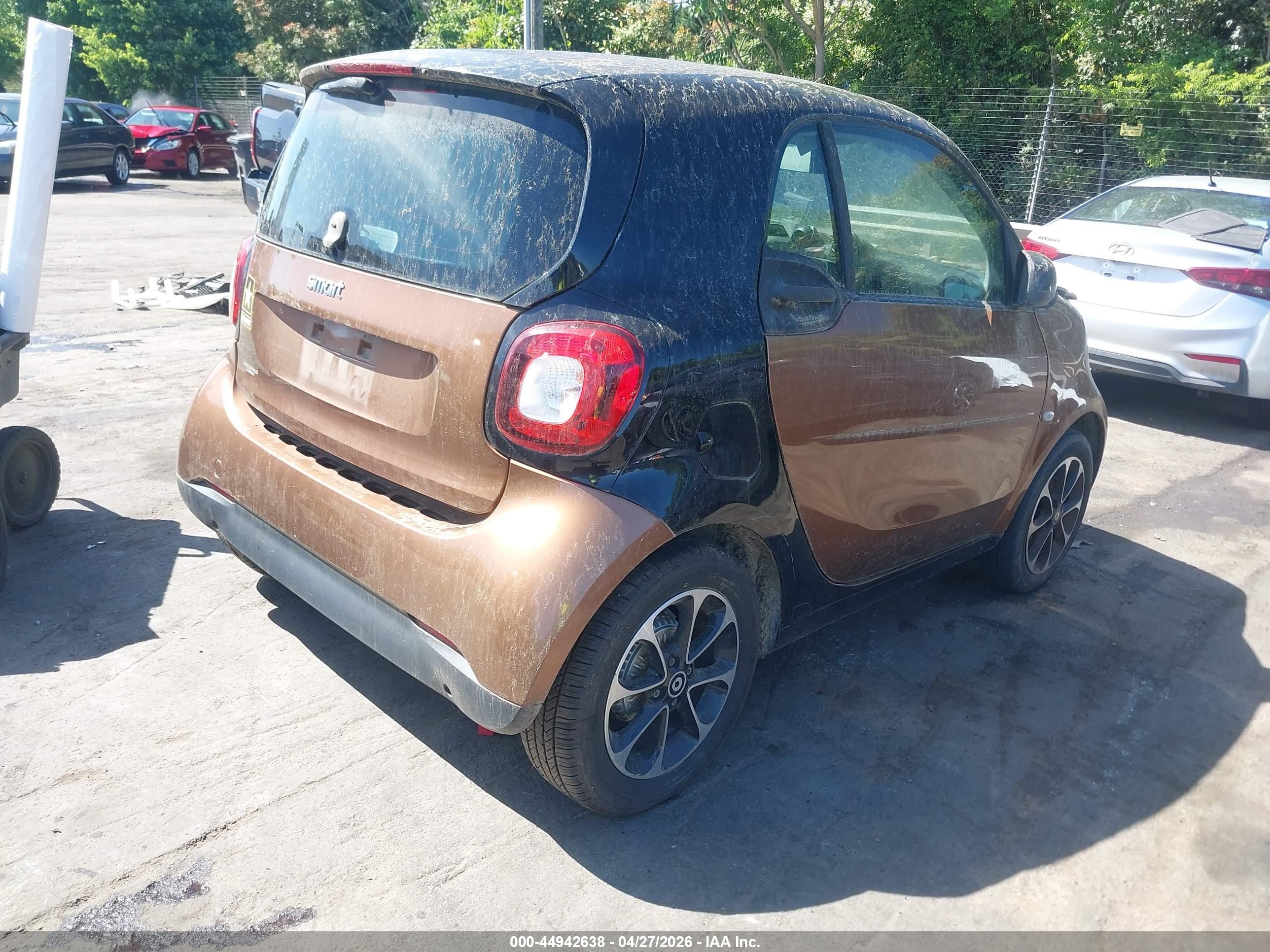 SMART FORTWO image 4