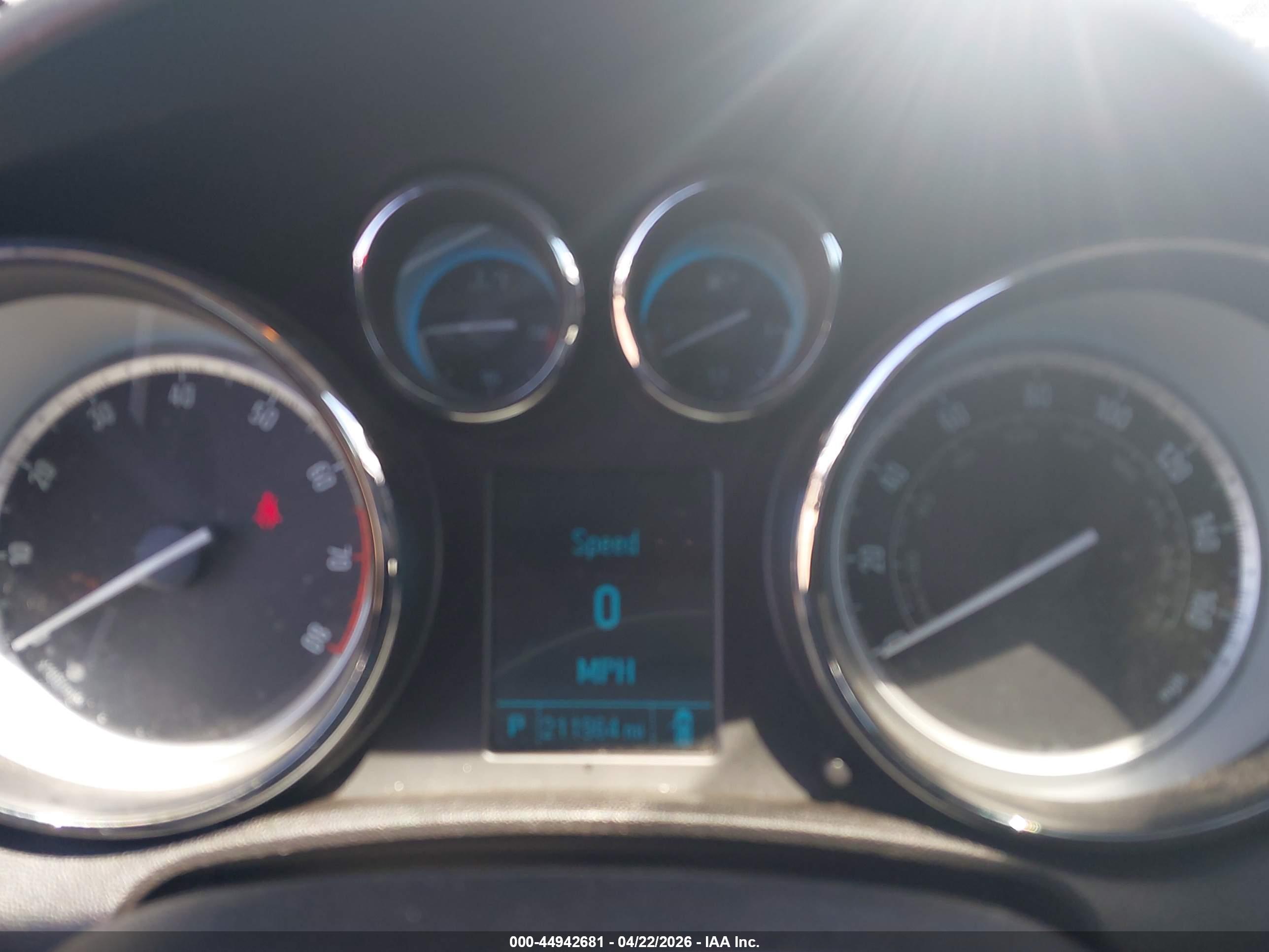 BUICK VERANO image 7