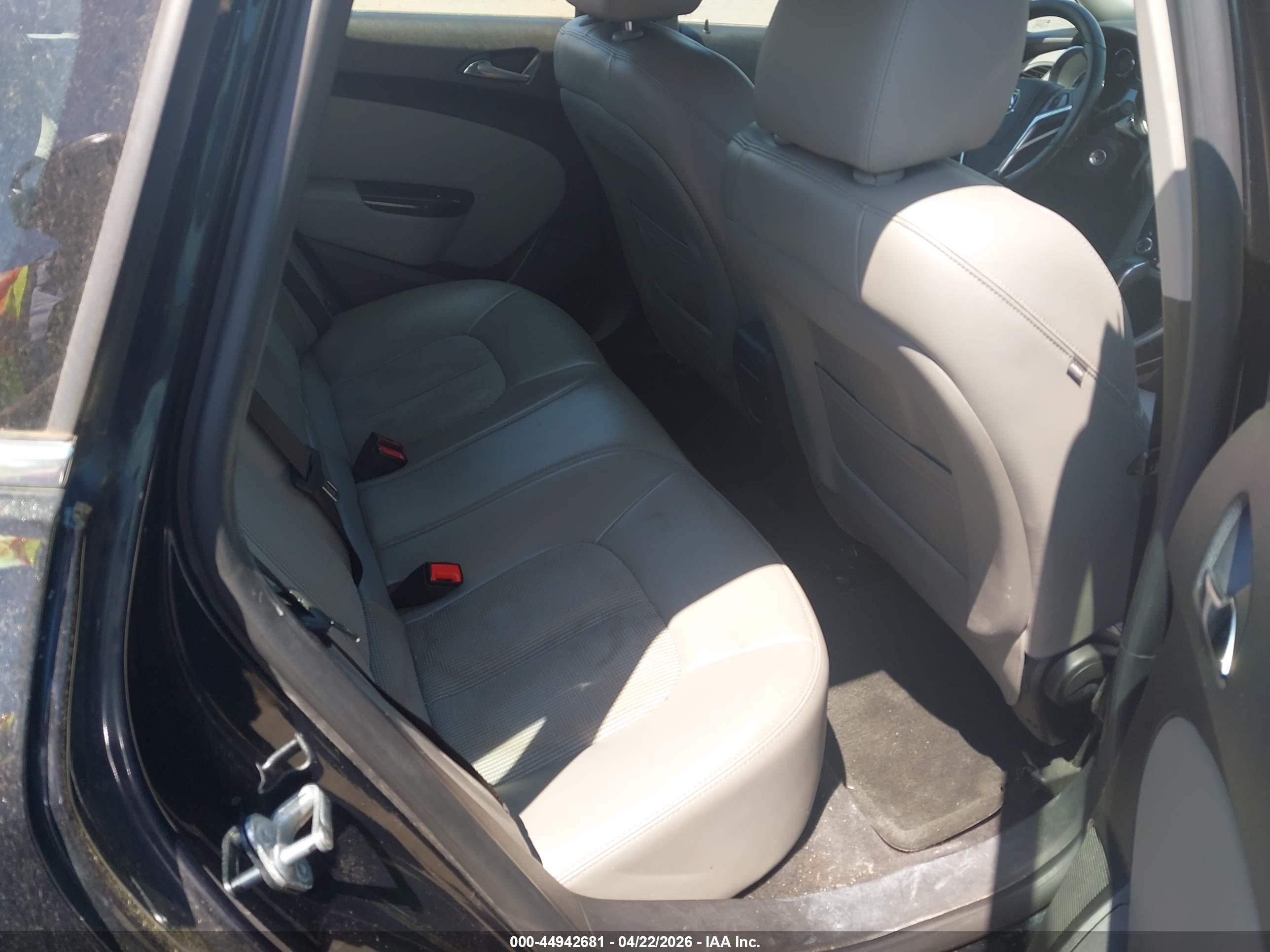 BUICK VERANO image 8
