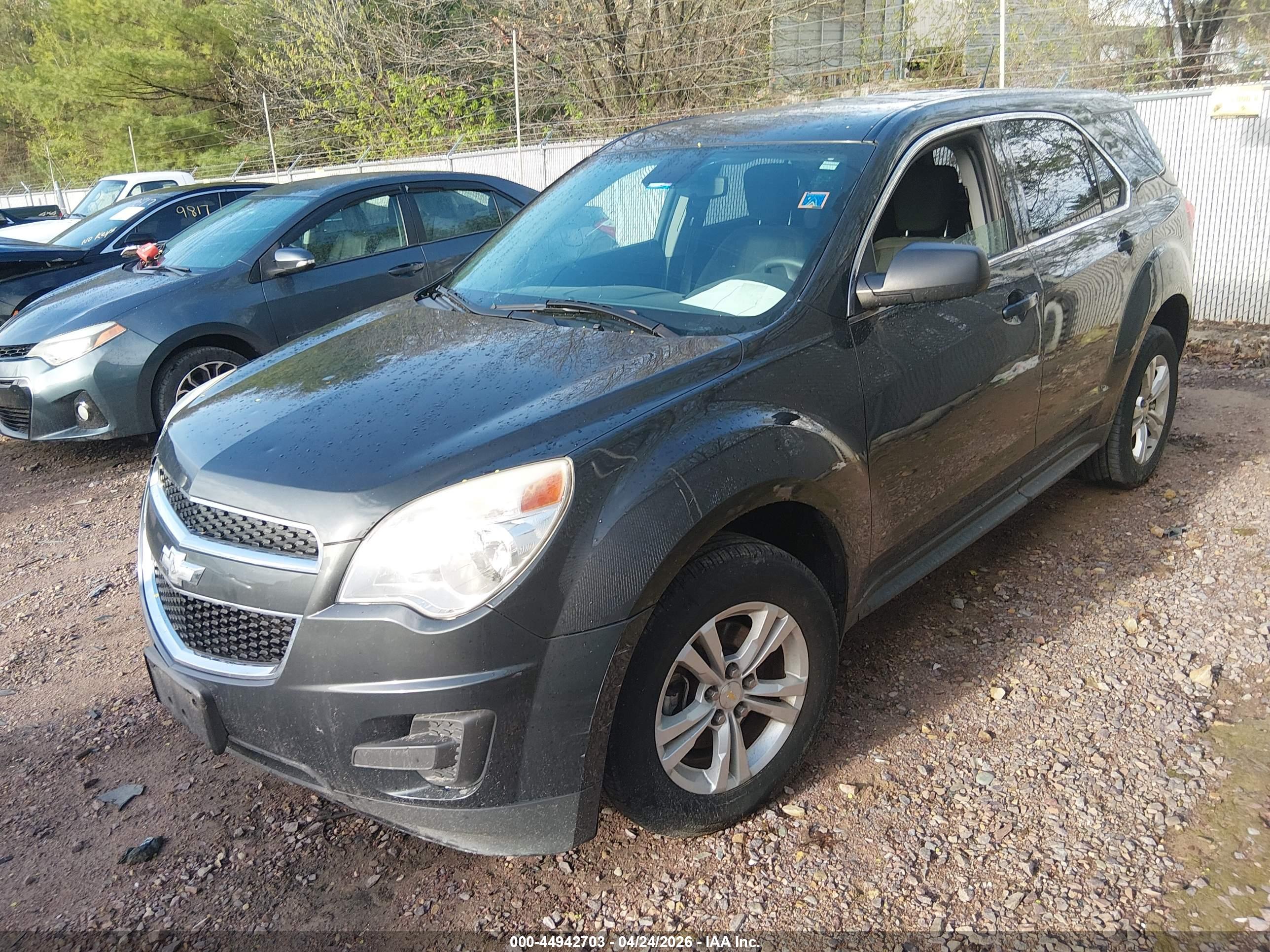 CHEVROLET EQUINOX image 2