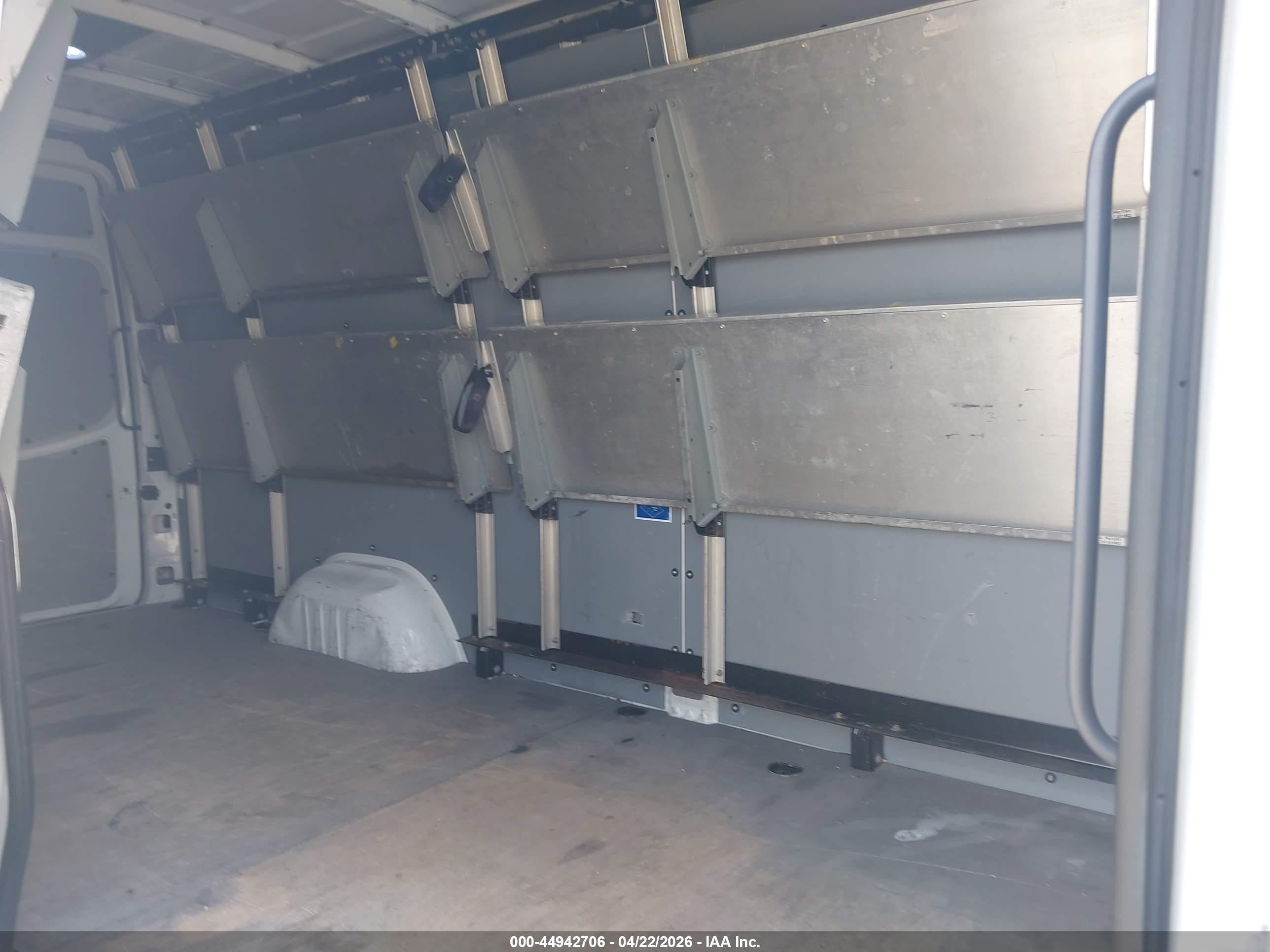 MERCEDES-BENZ SPRINTER image 8