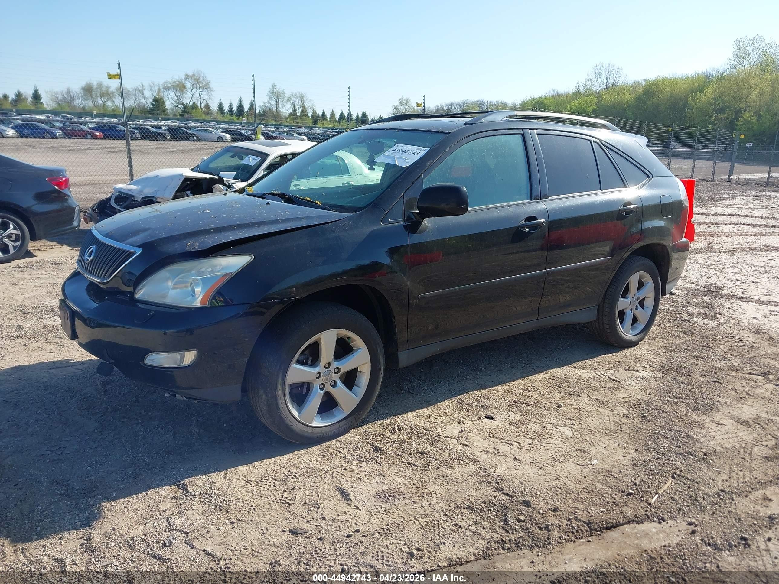 LEXUS RX image 2