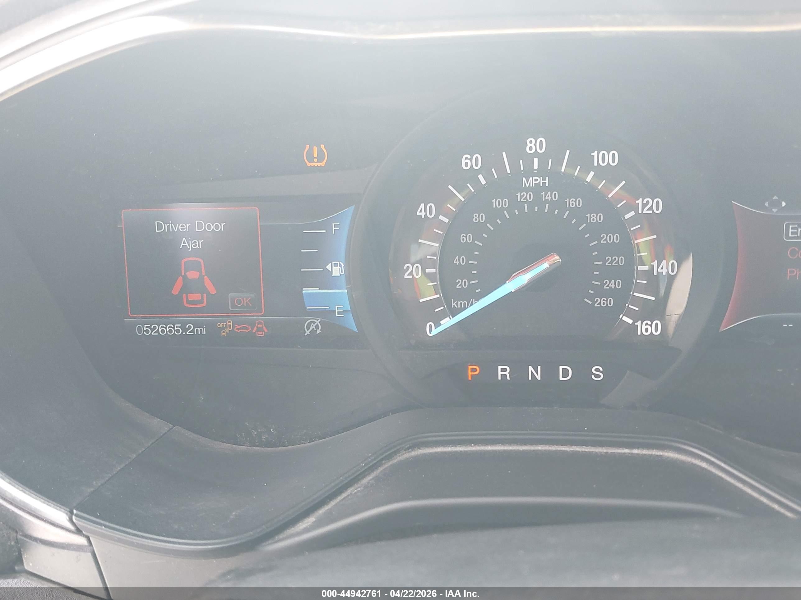 FORD FUSION image 7
