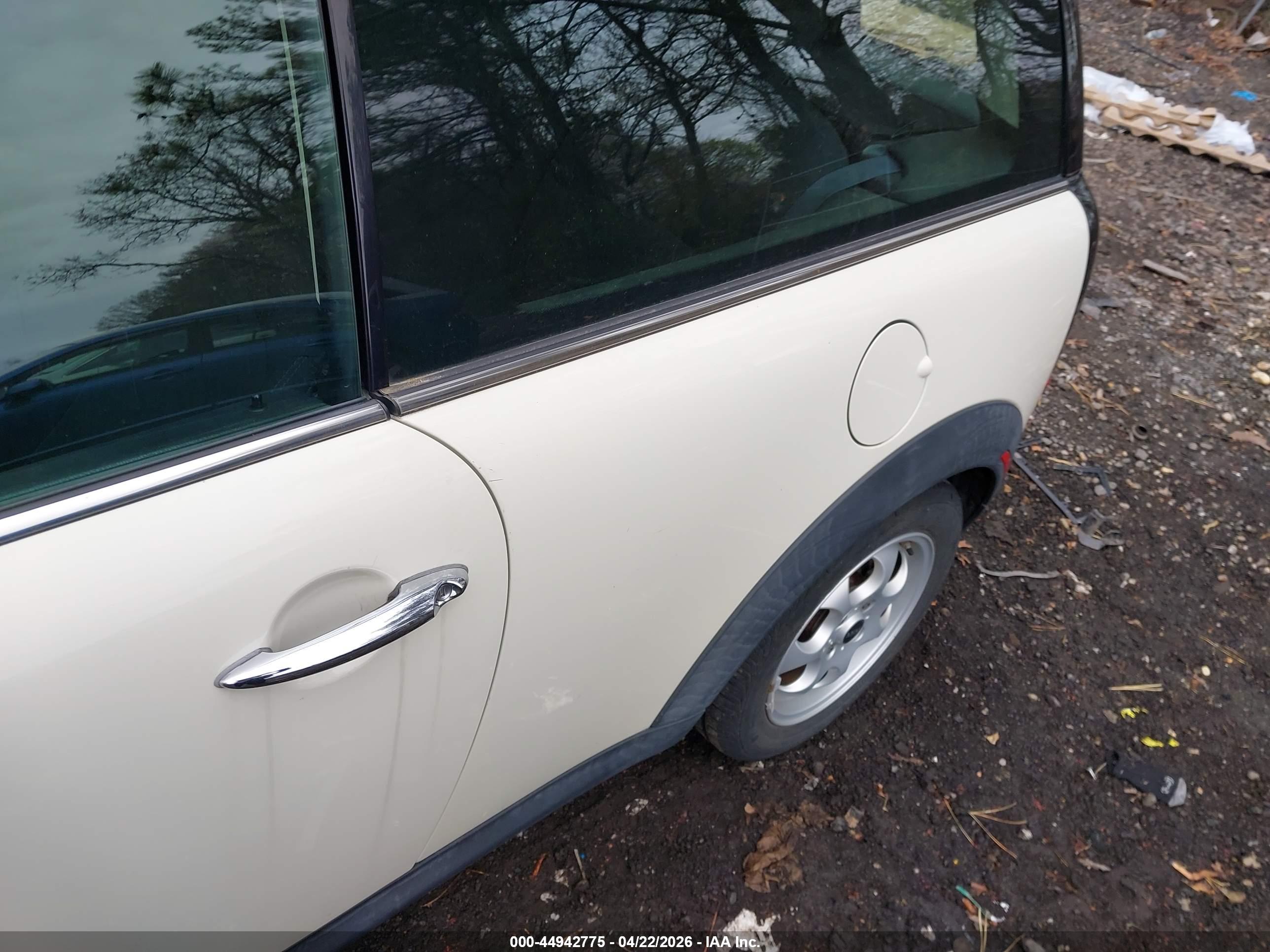 MINI COOPER image 6
