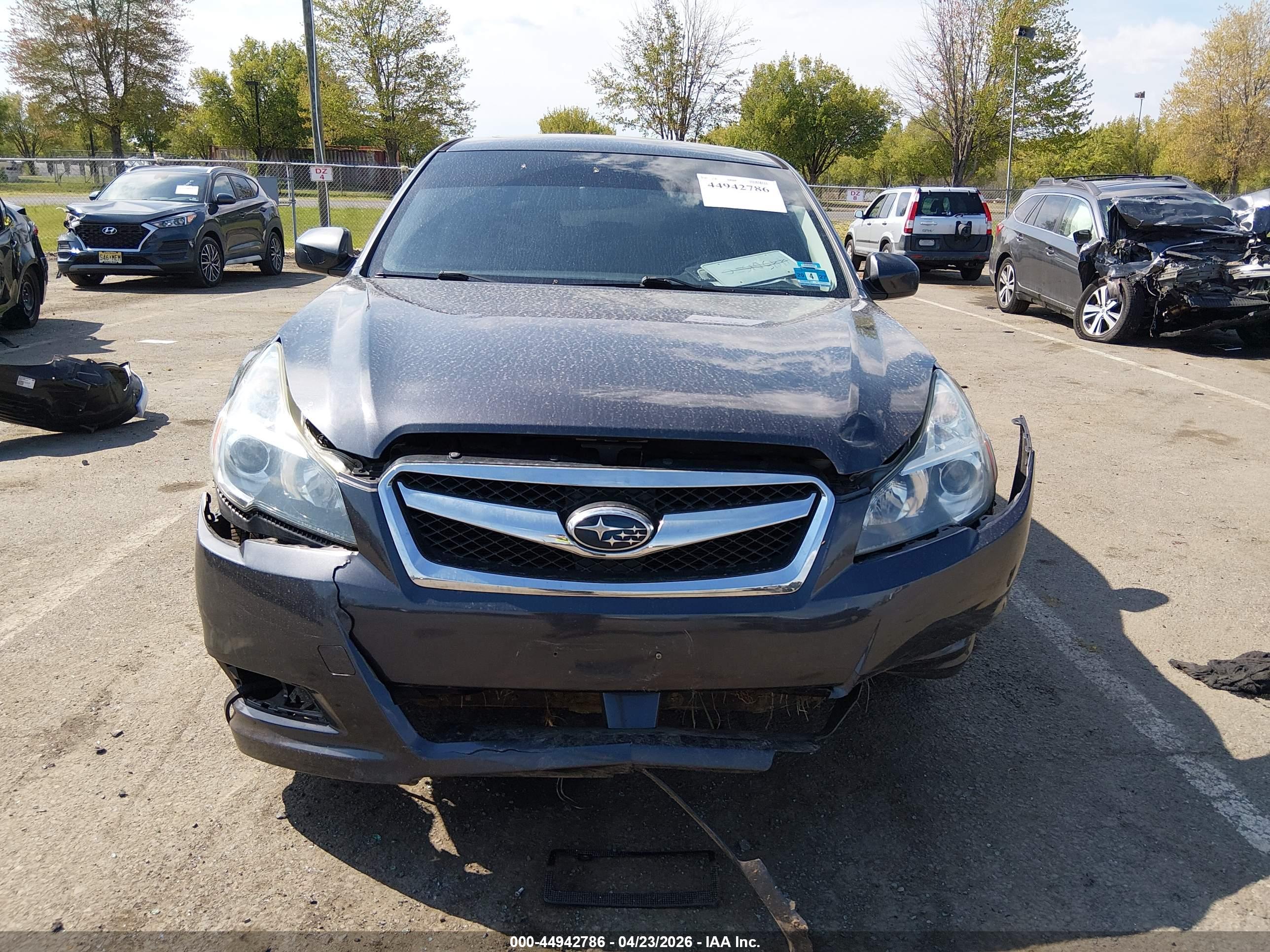 SUBARU LEGACY image 6