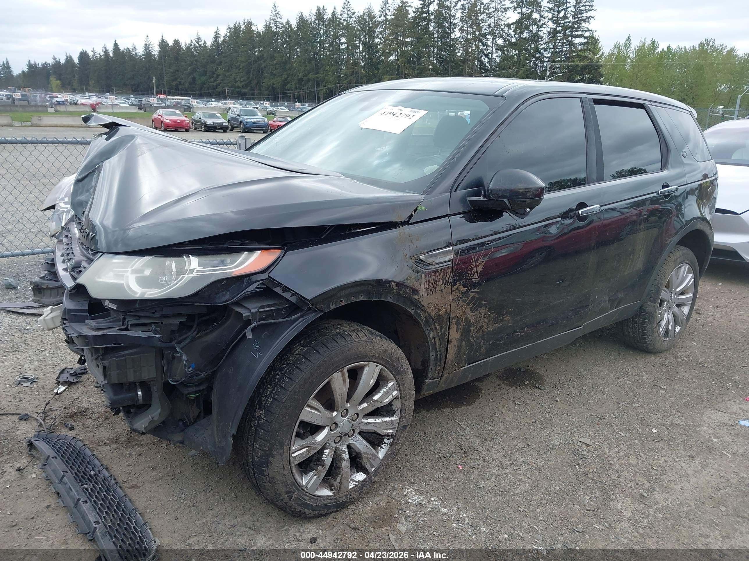 LAND ROVER image 2