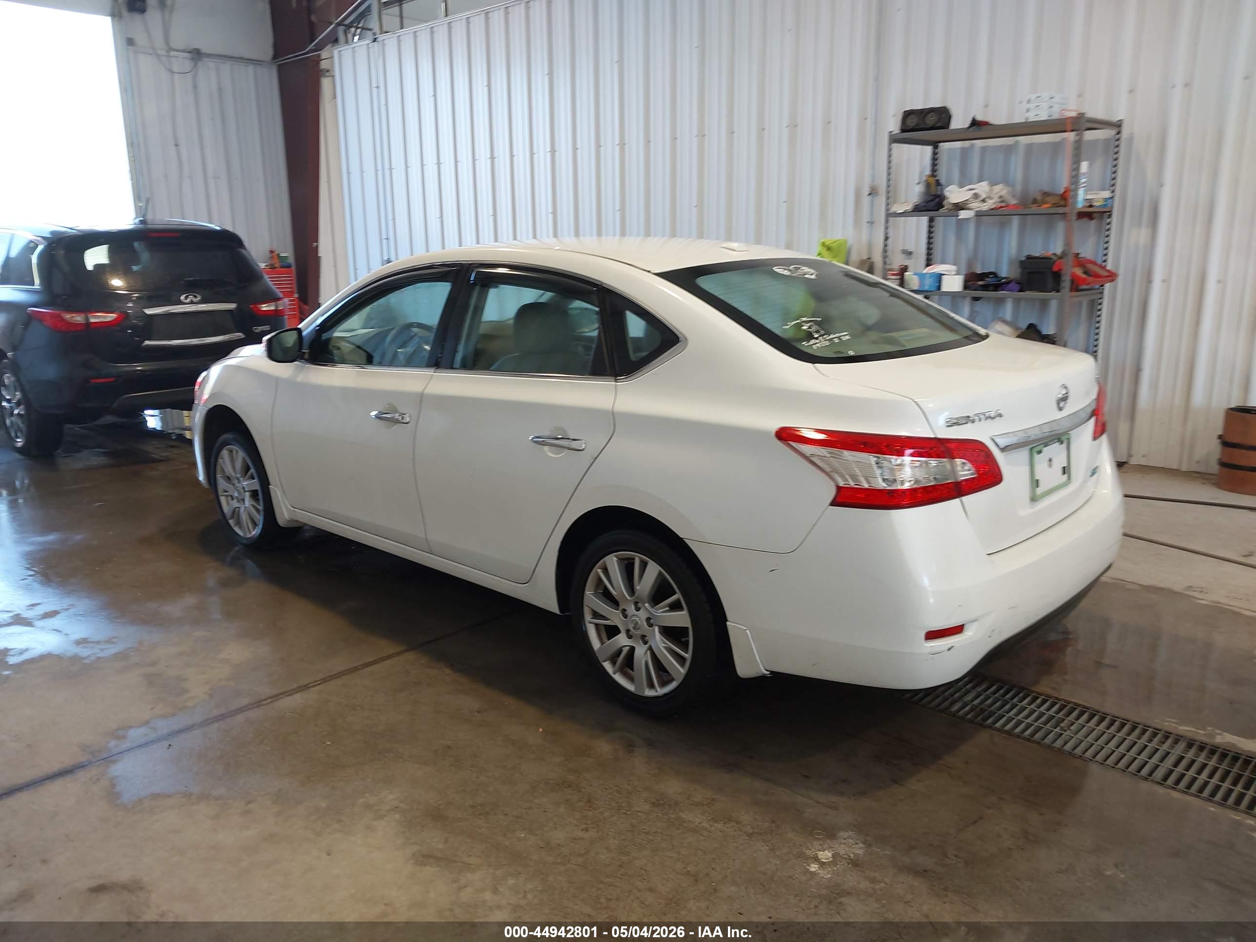NISSAN SENTRA image 3