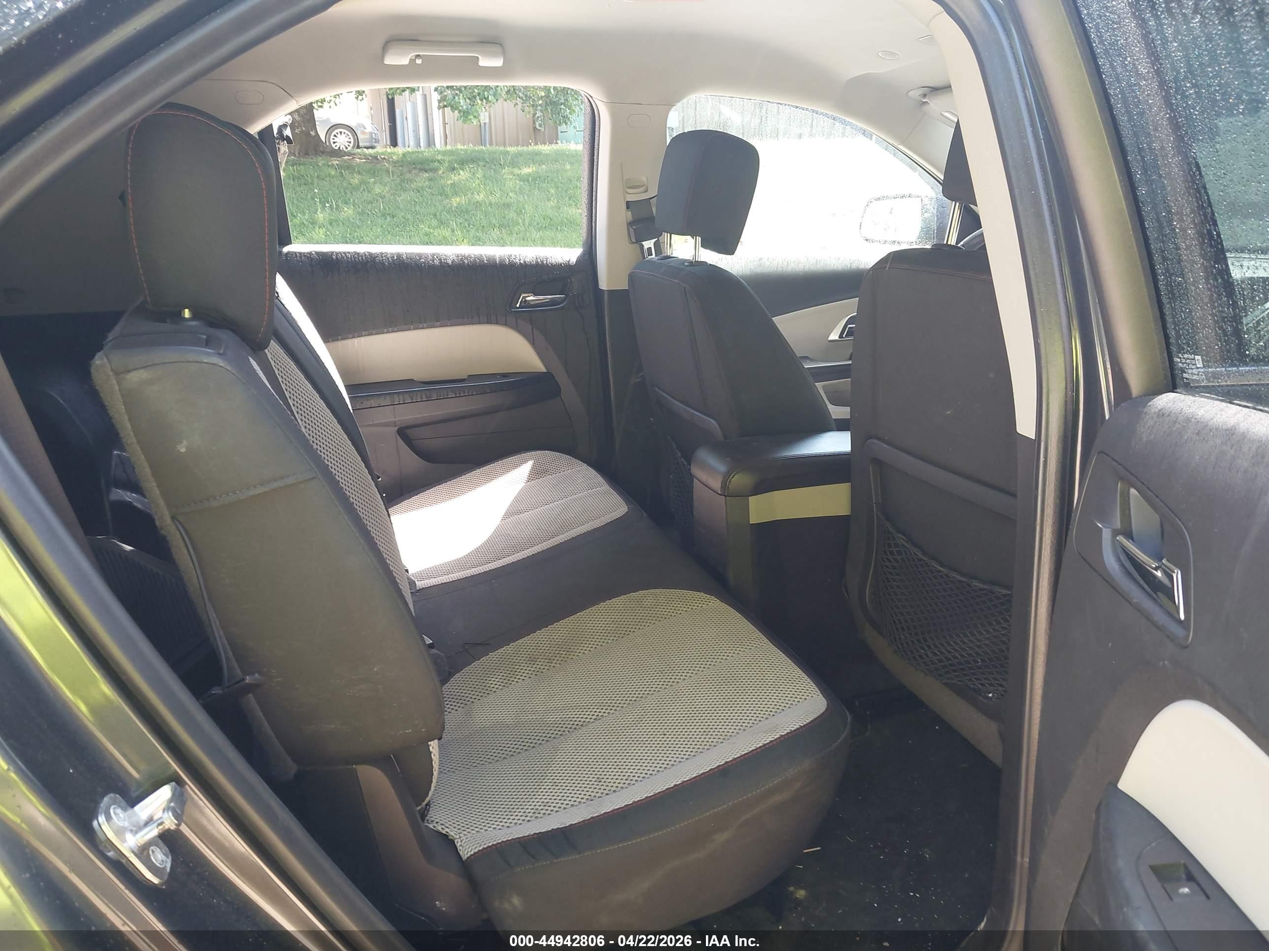 CHEVROLET EQUINOX image 8