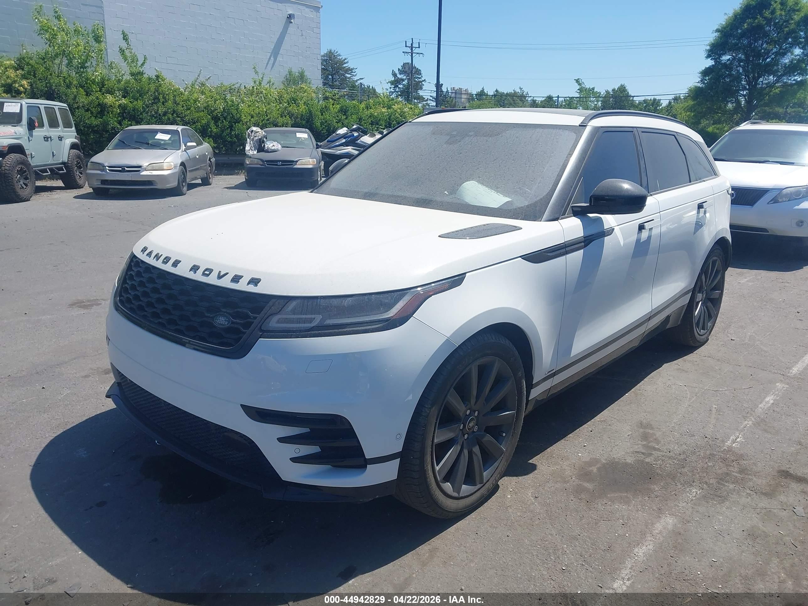 LAND ROVER image 2