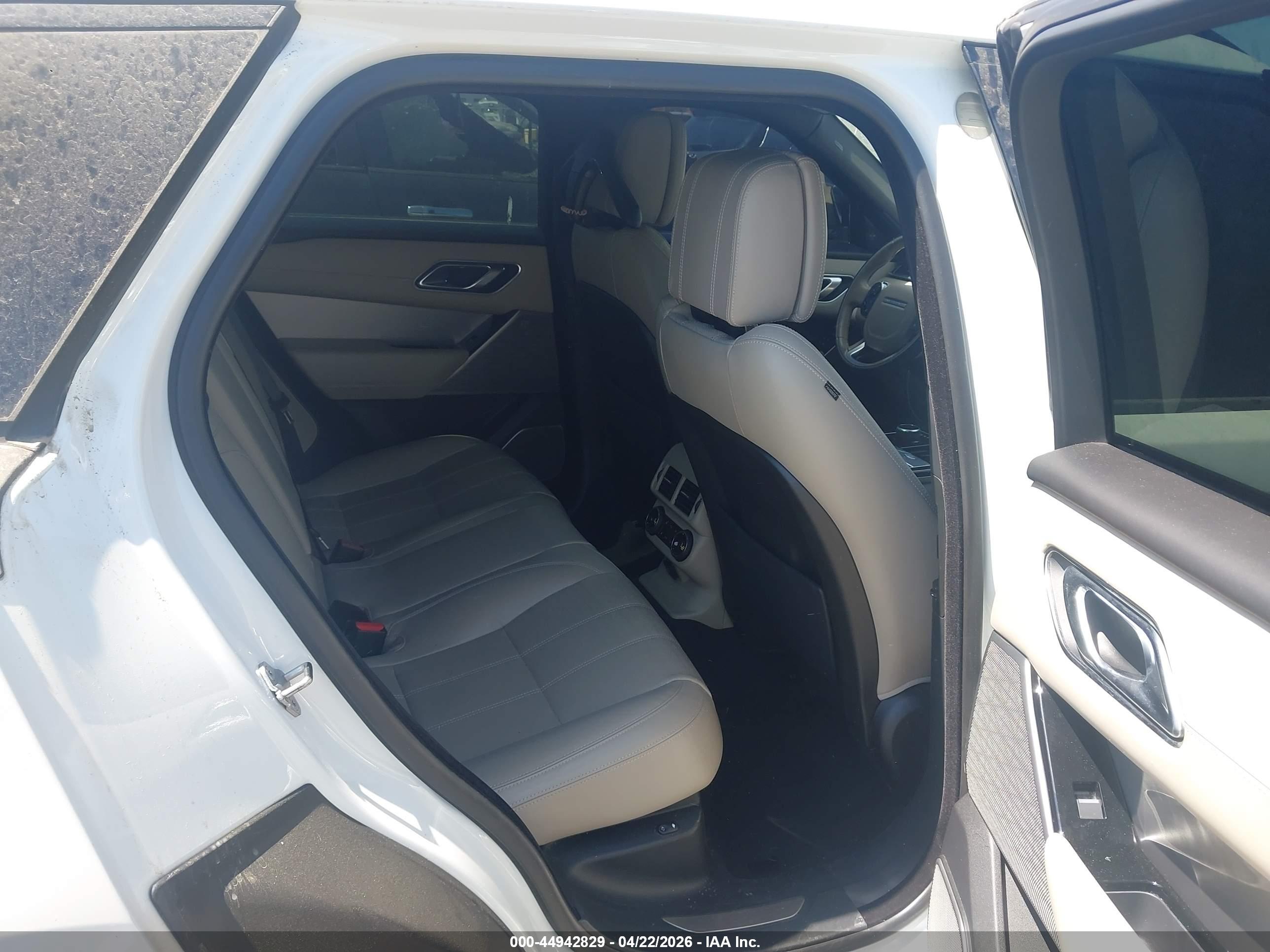 LAND ROVER image 8
