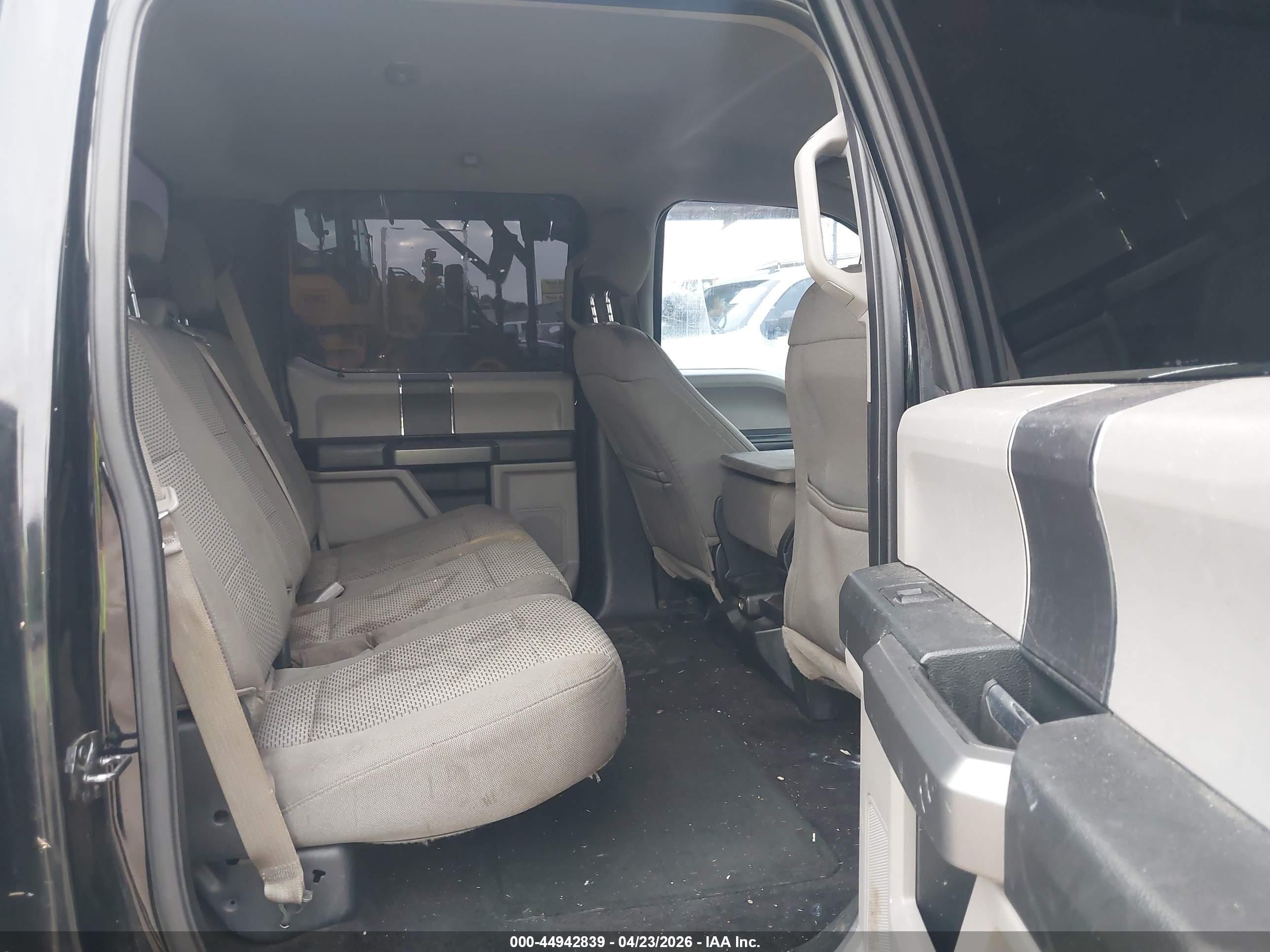 FORD F-150 image 8