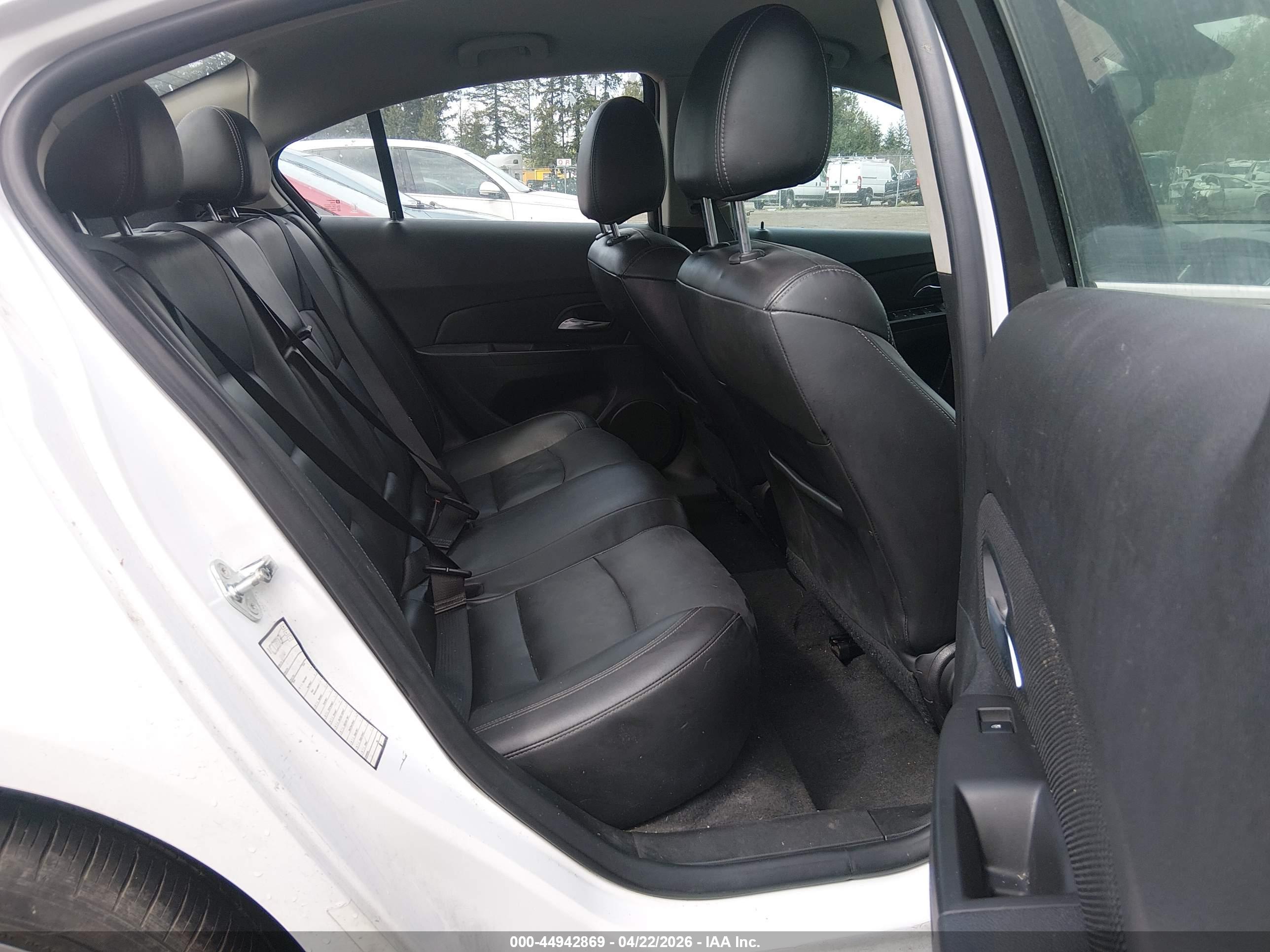 CHEVROLET CRUZE image 8