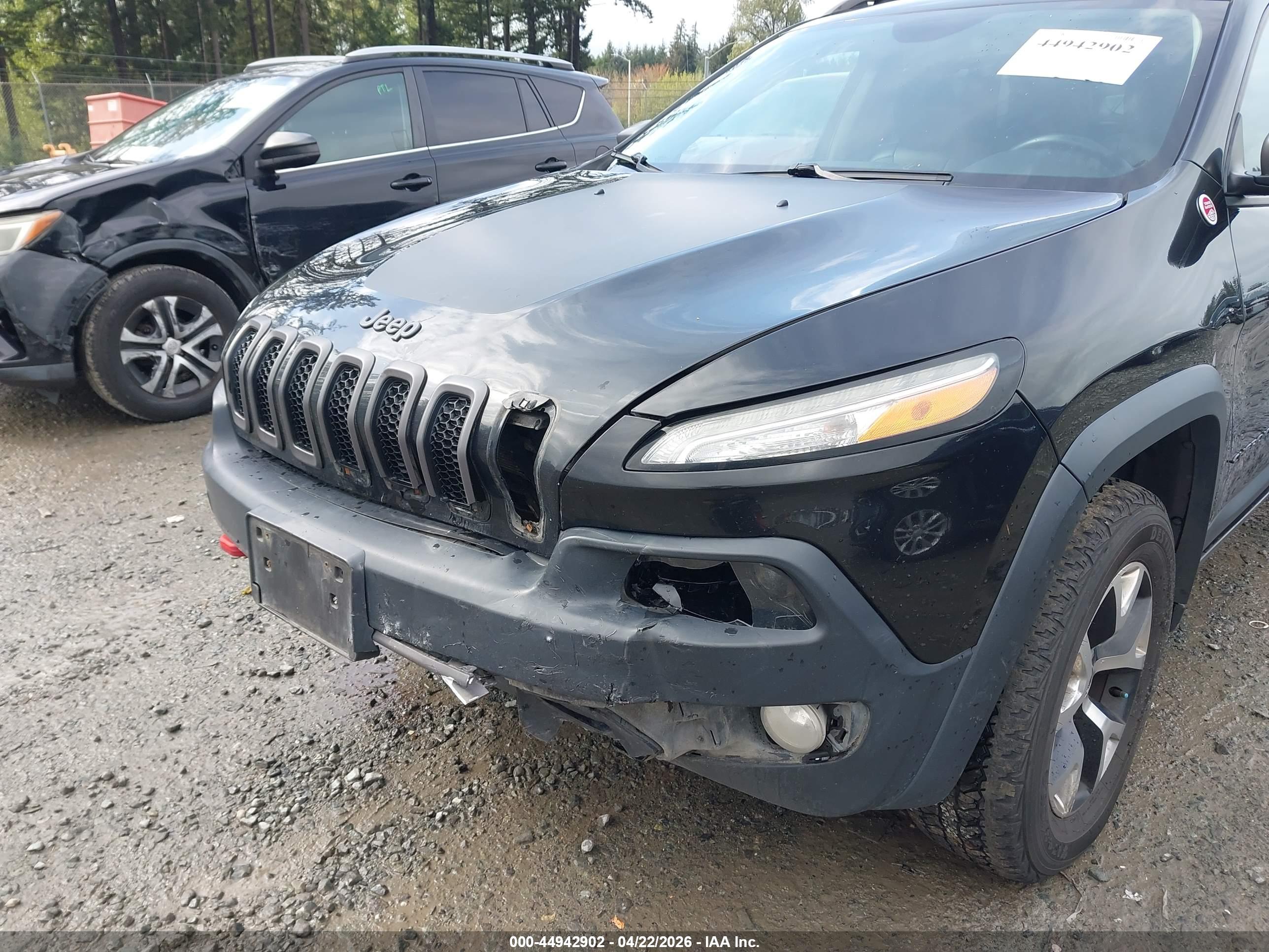 JEEP CHEROKEE image 6