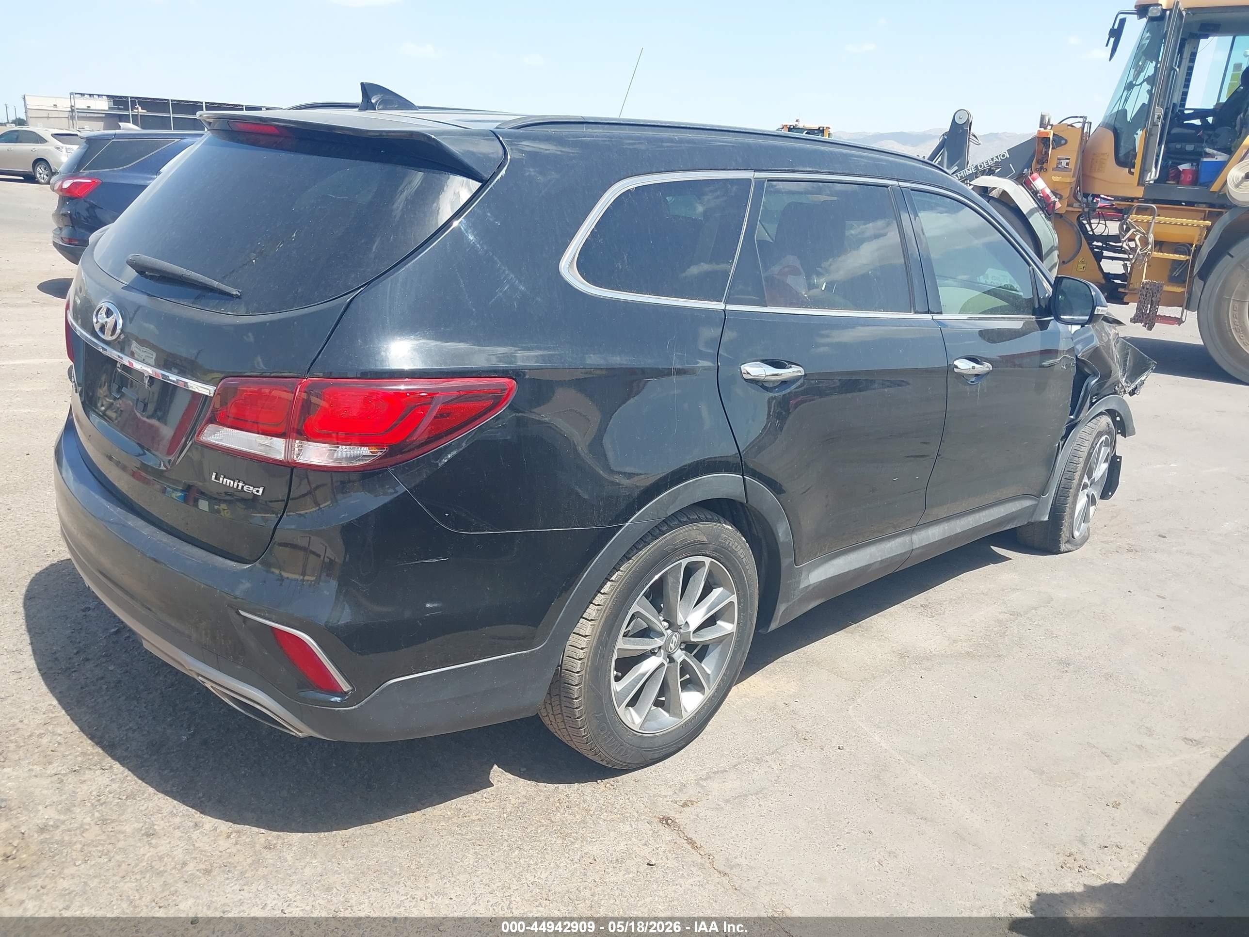 HYUNDAI SANTA image 4