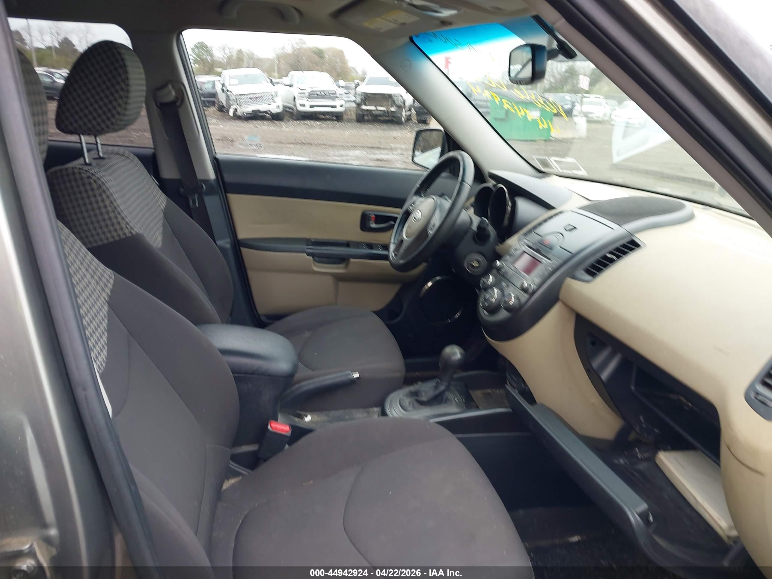 KIA SOUL image 5