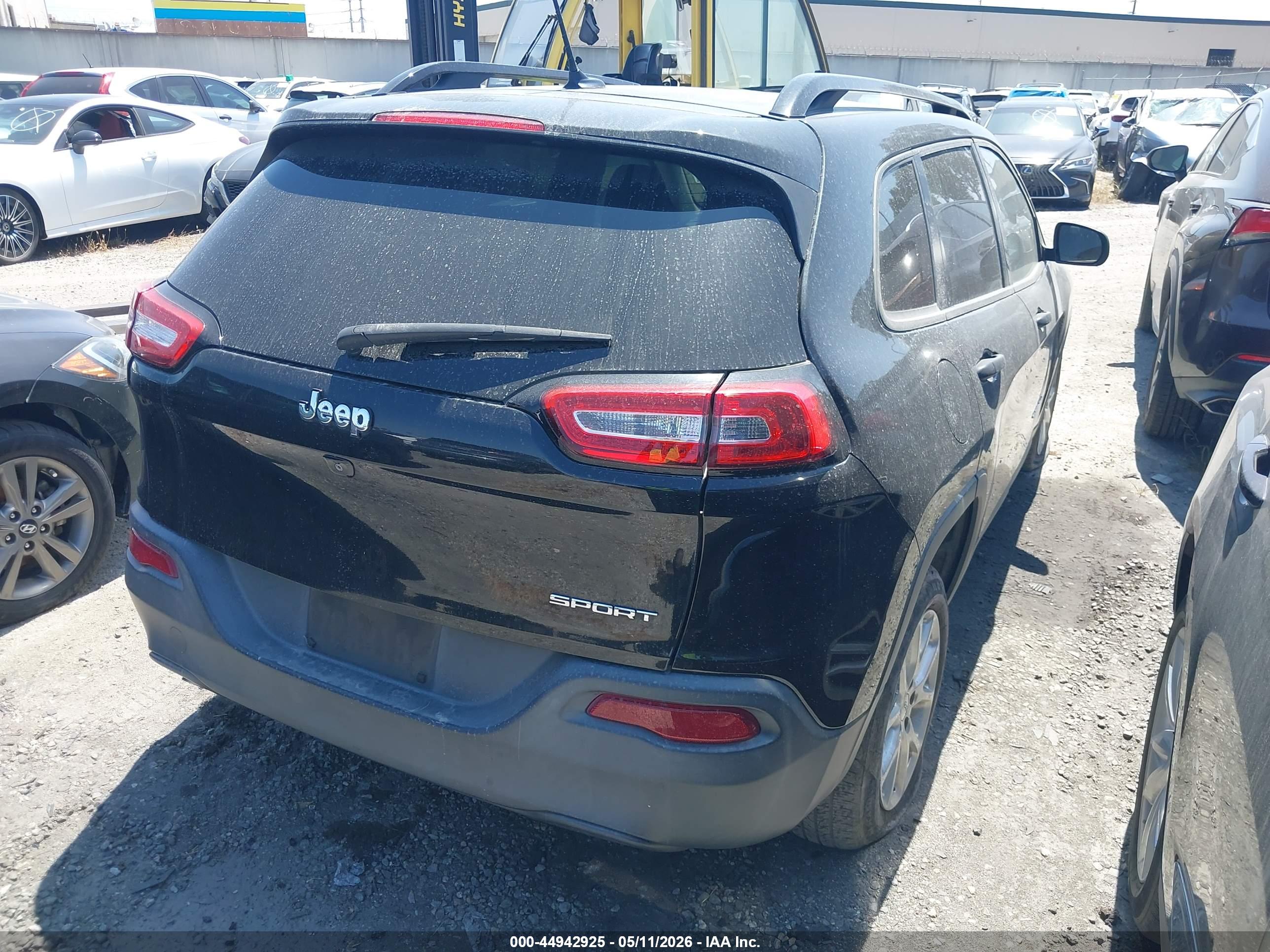 JEEP CHEROKEE image 4