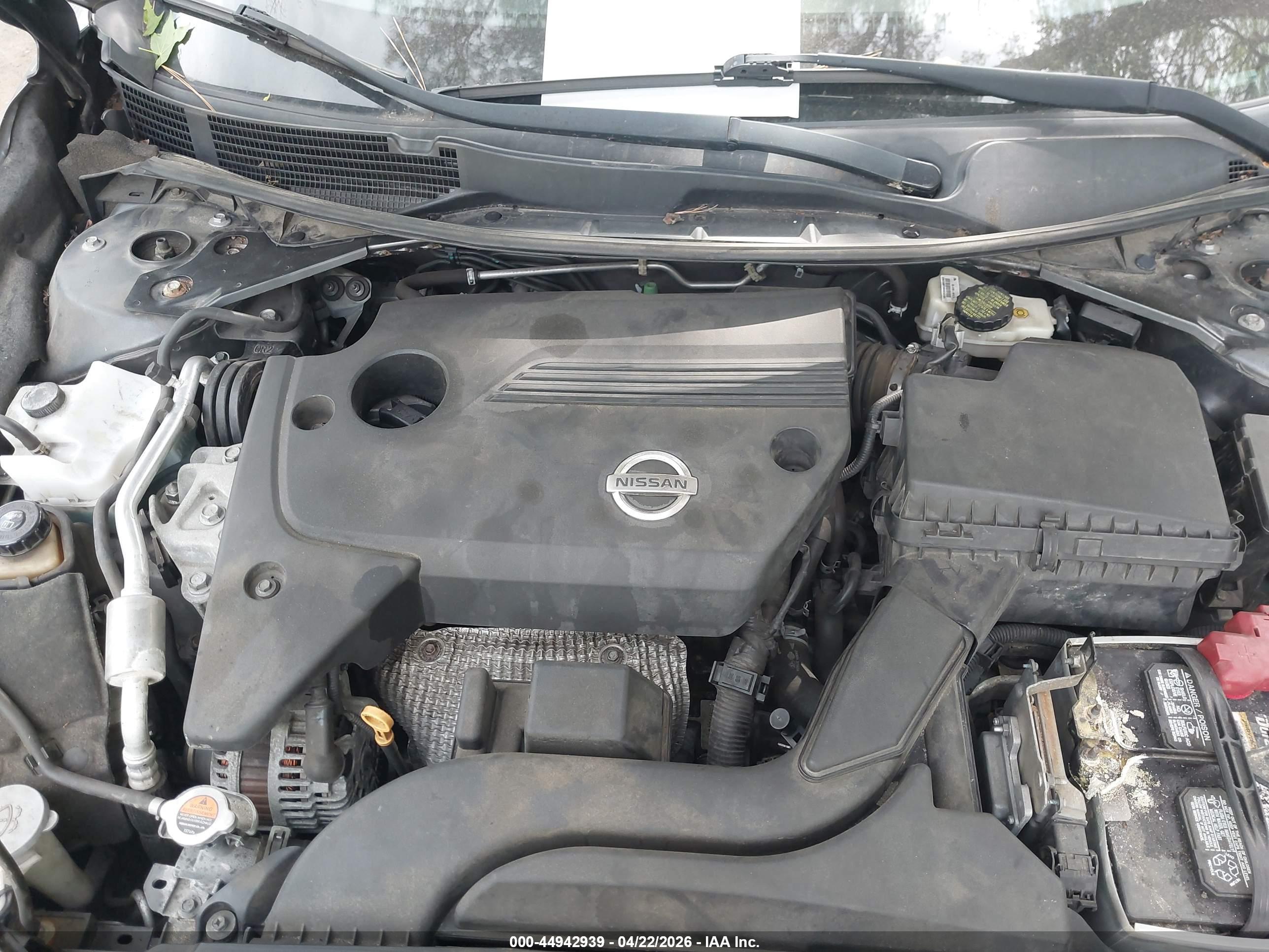 NISSAN ALTIMA image 10