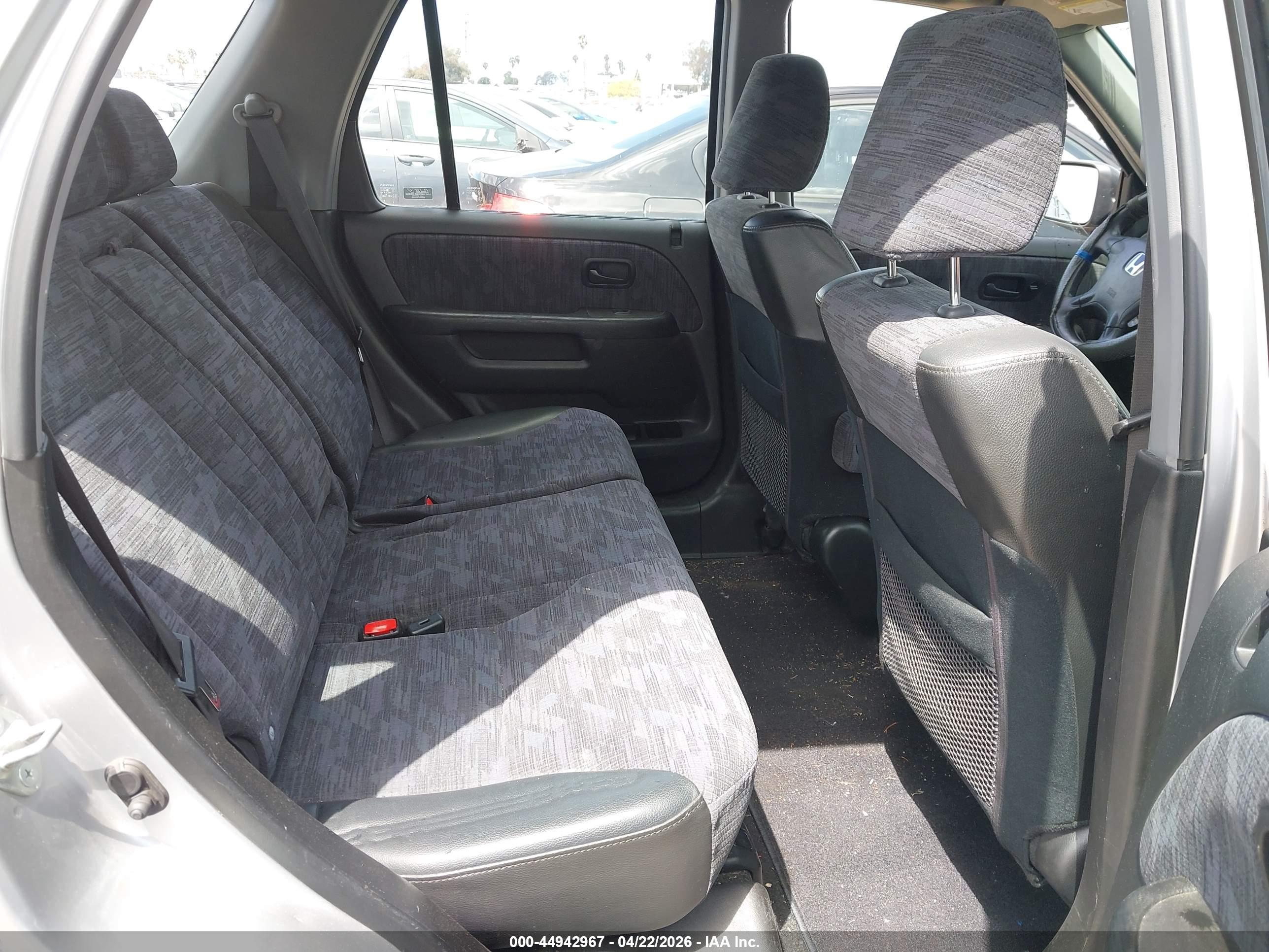 HONDA CR-V image 8