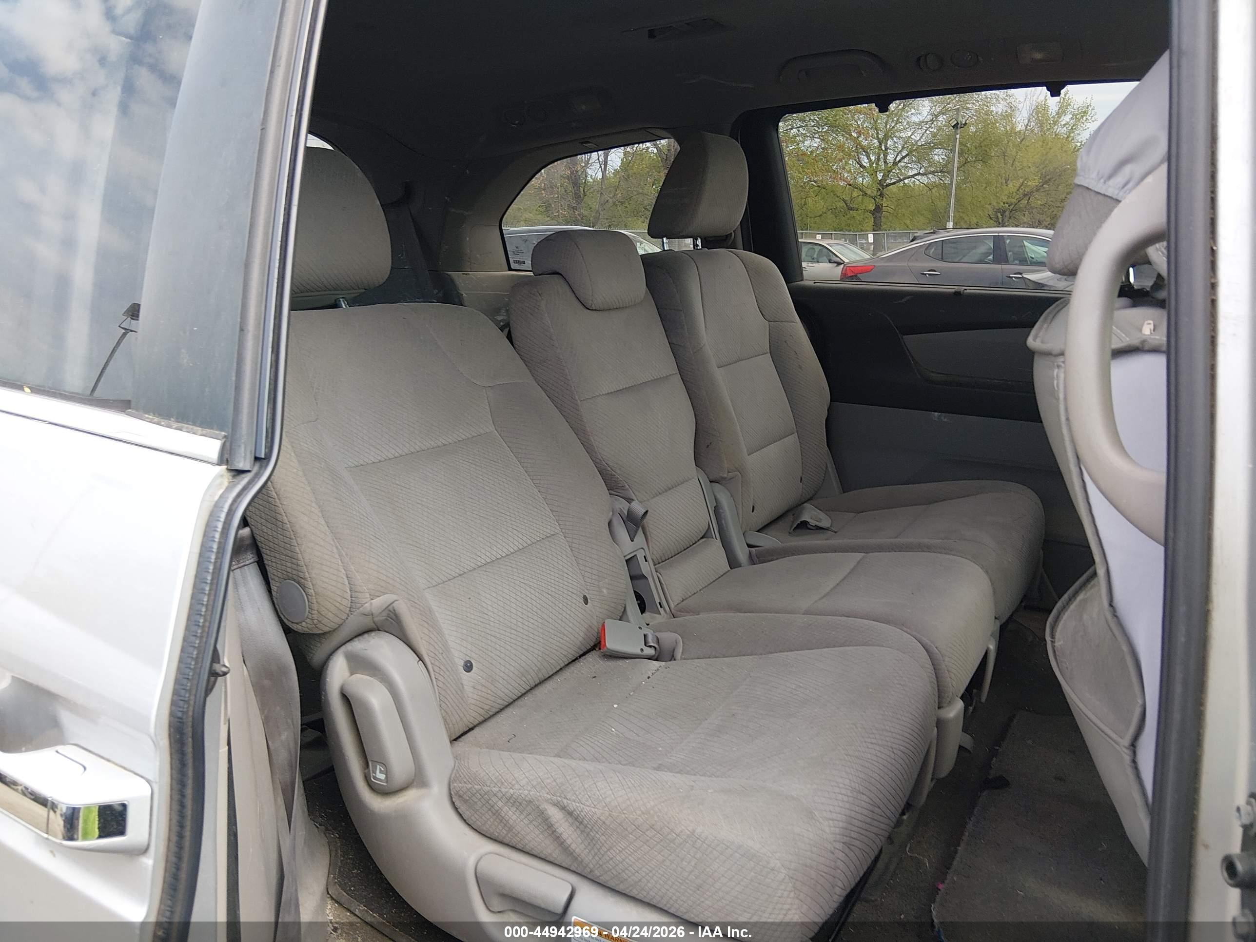 HONDA ODYSSEY image 8