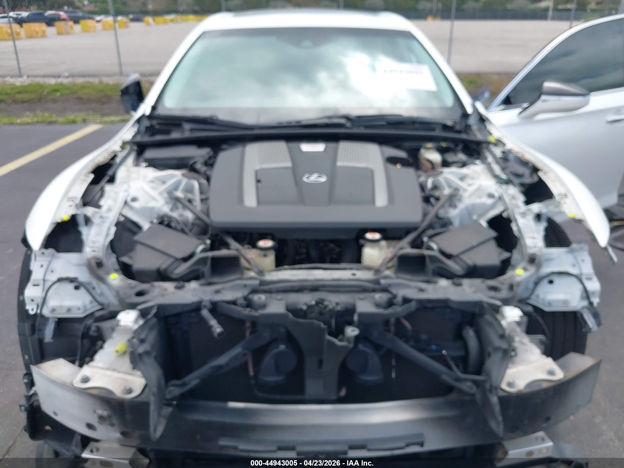LEXUS LS image 10