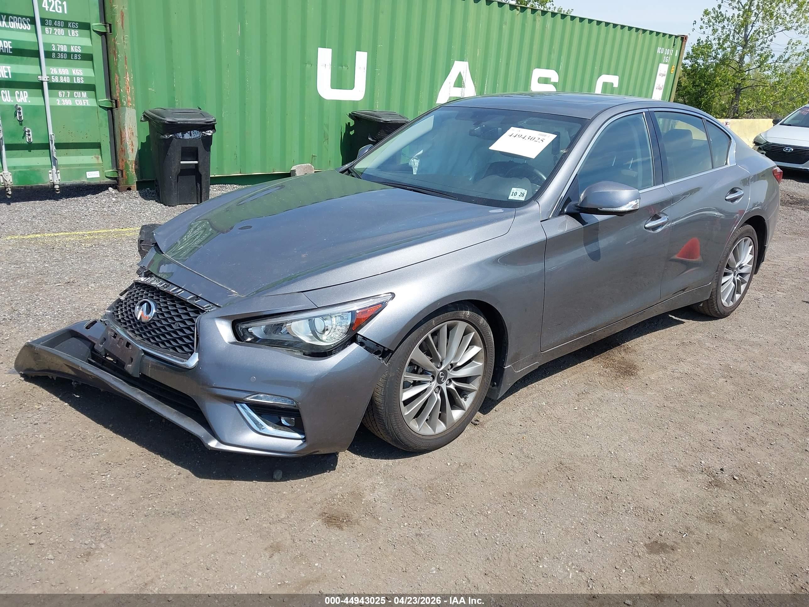 INFINITI Q50 image 2