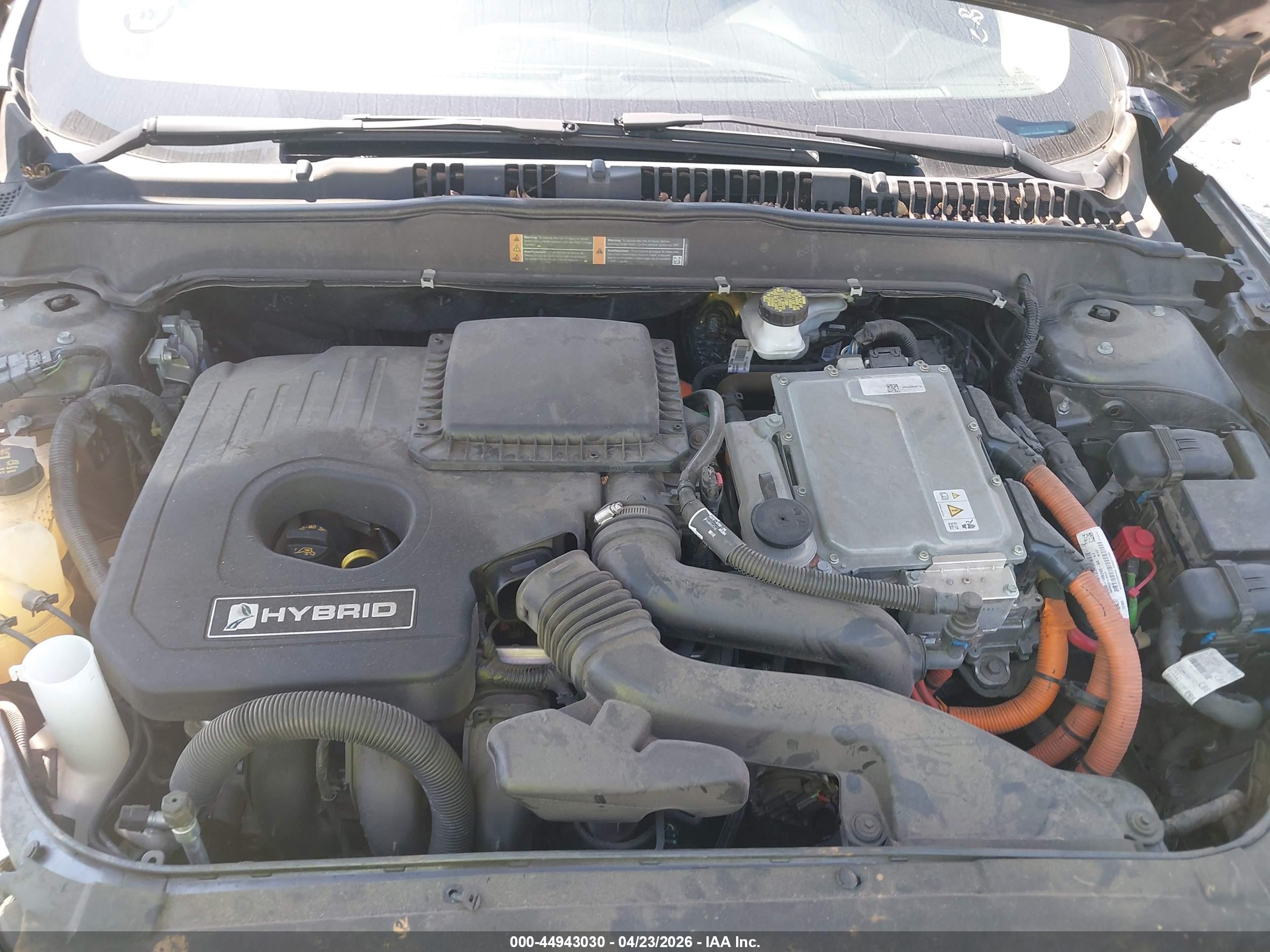 FORD FUSION image 10